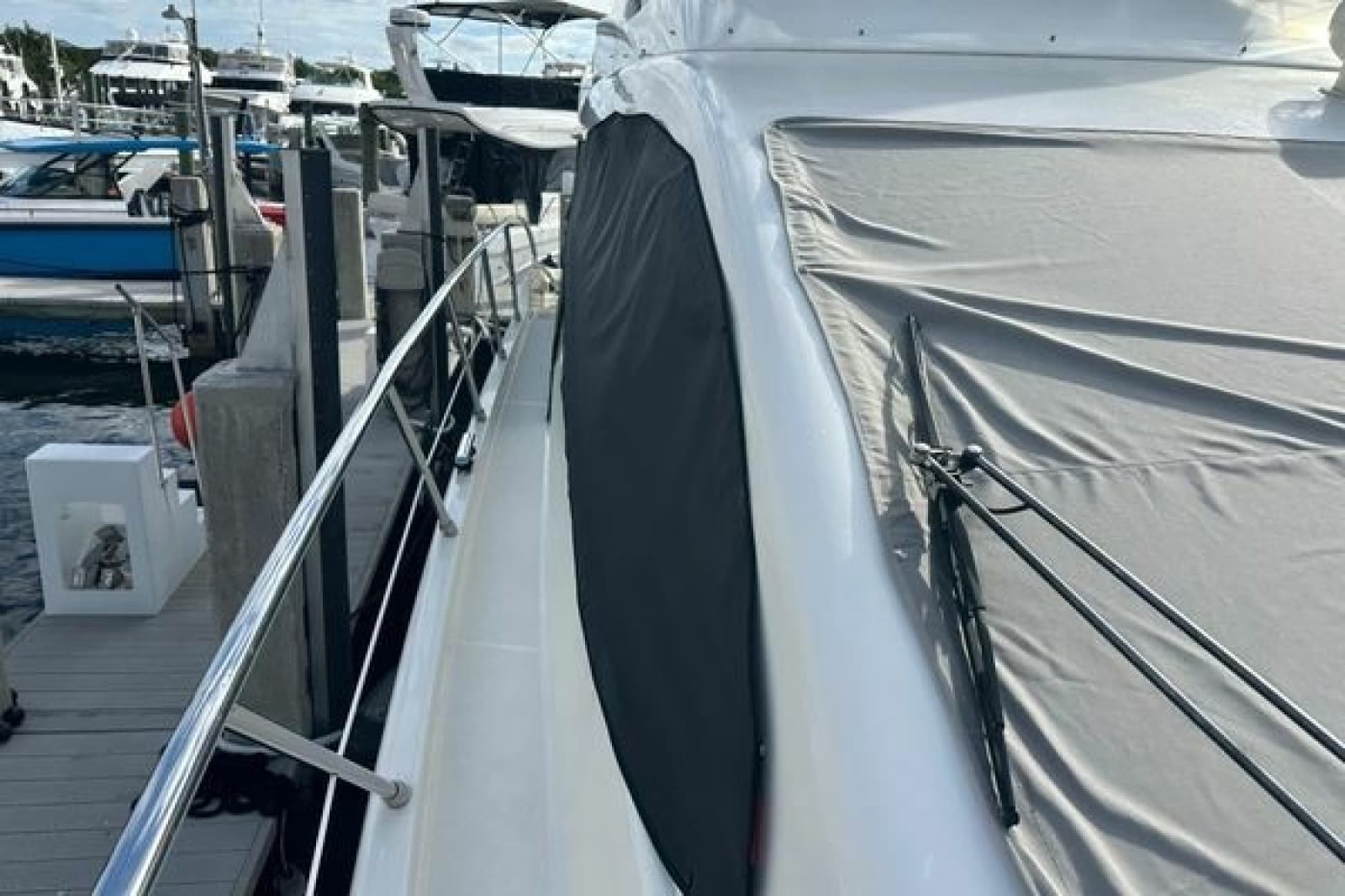 2004 Azimut 55E - Photo 13