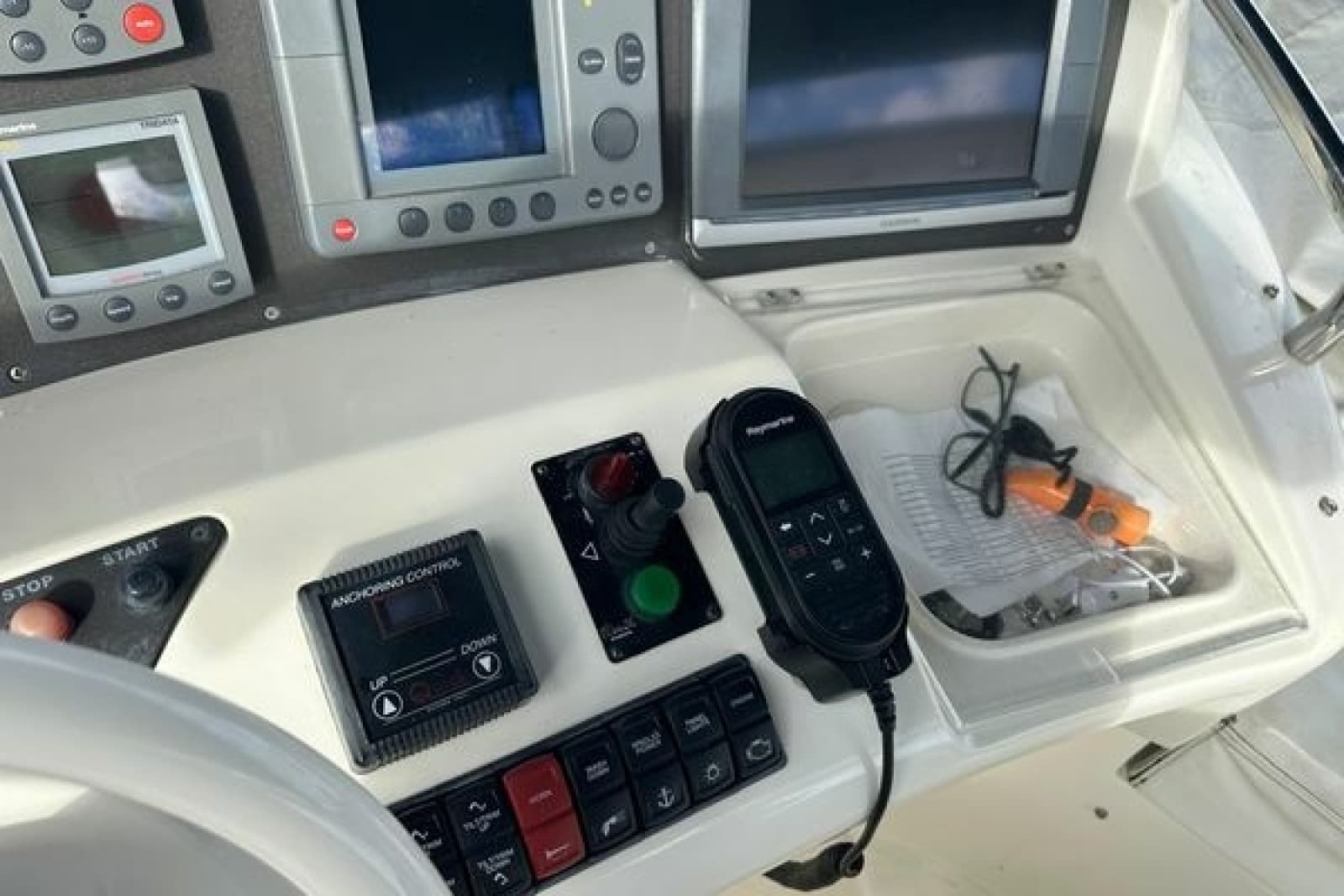 2004 Azimut 55E - Photo 22