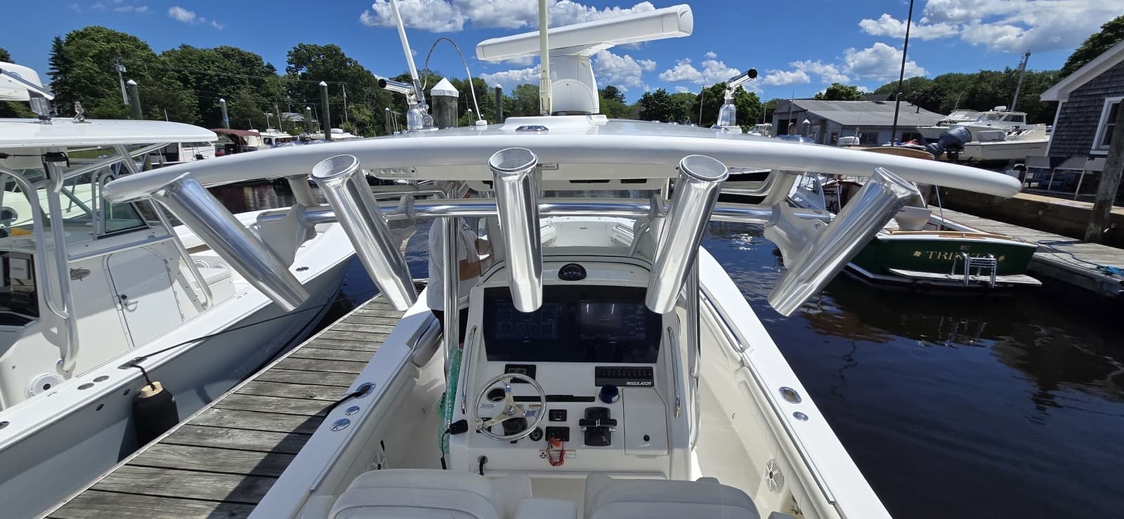 2018 Regulator 28 FS - Photo 37