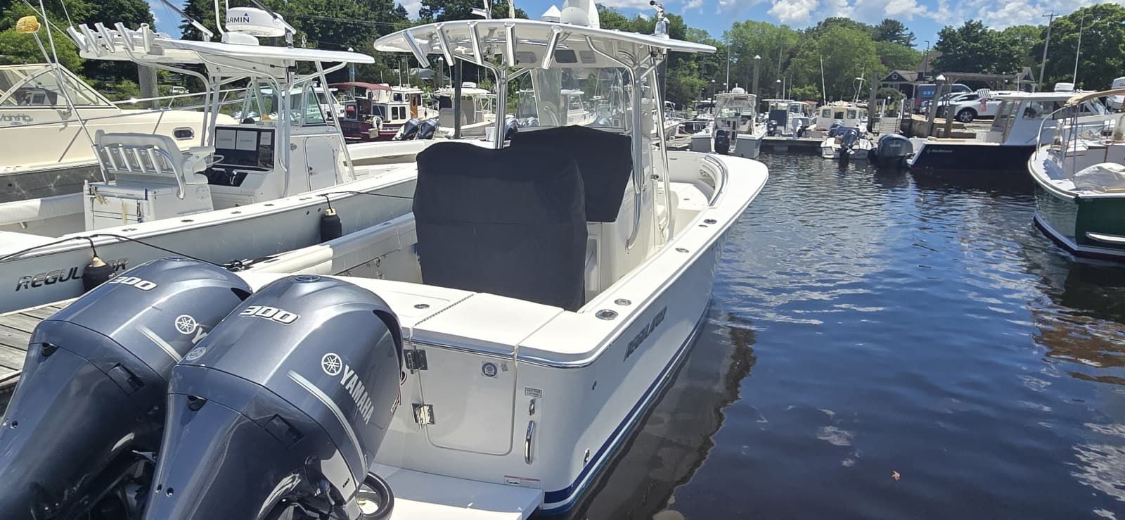 2018 Regulator 28 FS - Photo 5