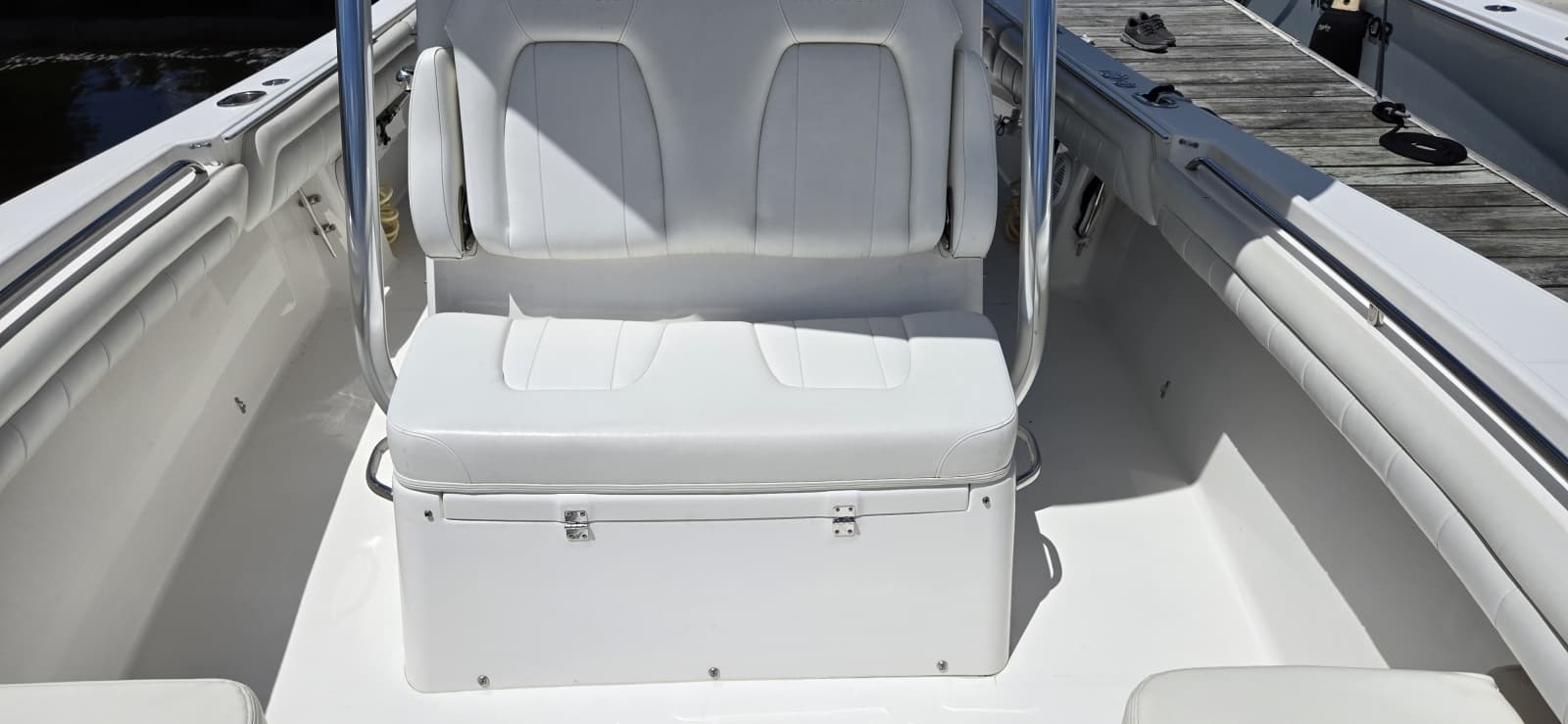 2018 Regulator 28 FS - Photo 13