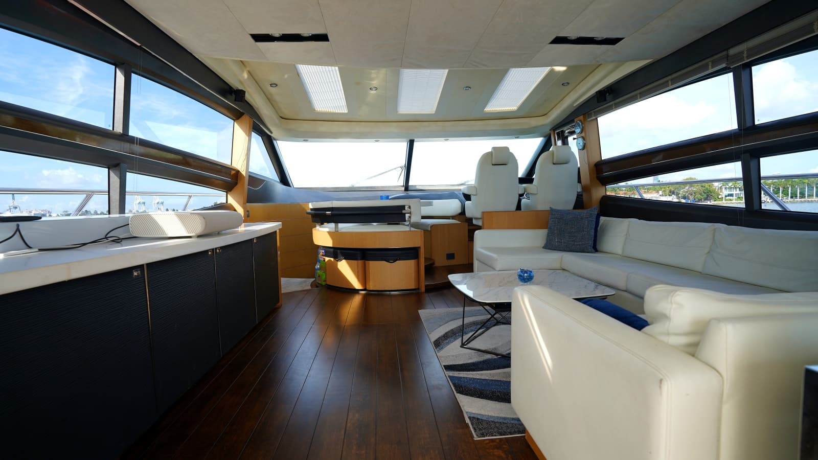 2013 Princess V72 - Photo 2
