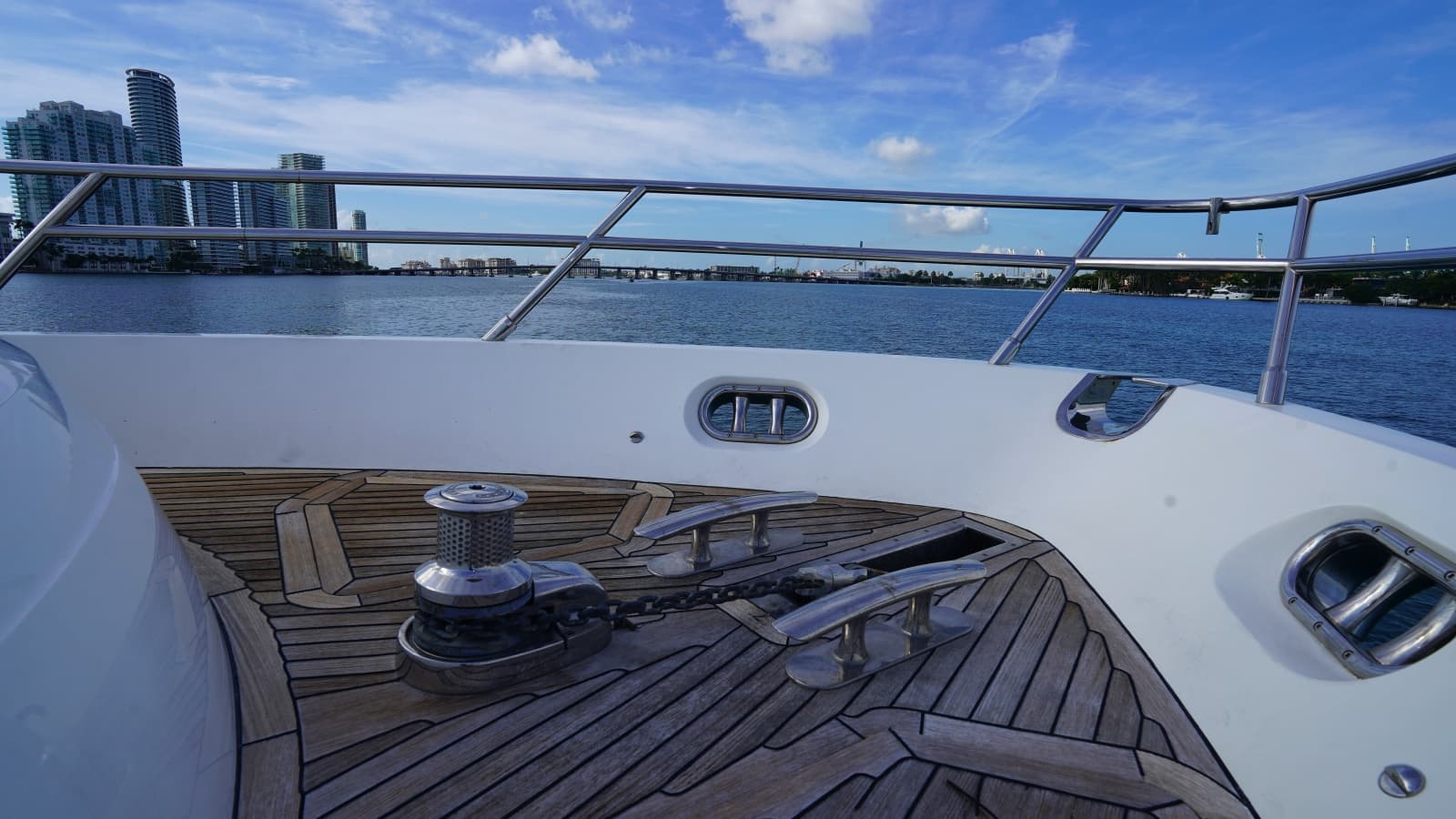 2013 Princess V72 - Photo 45