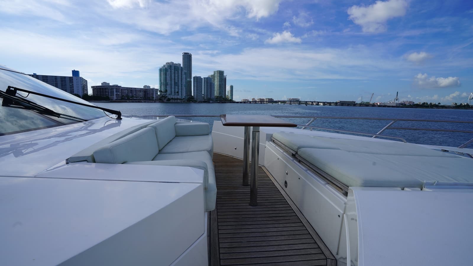 2013 Princess V72 - Photo 43