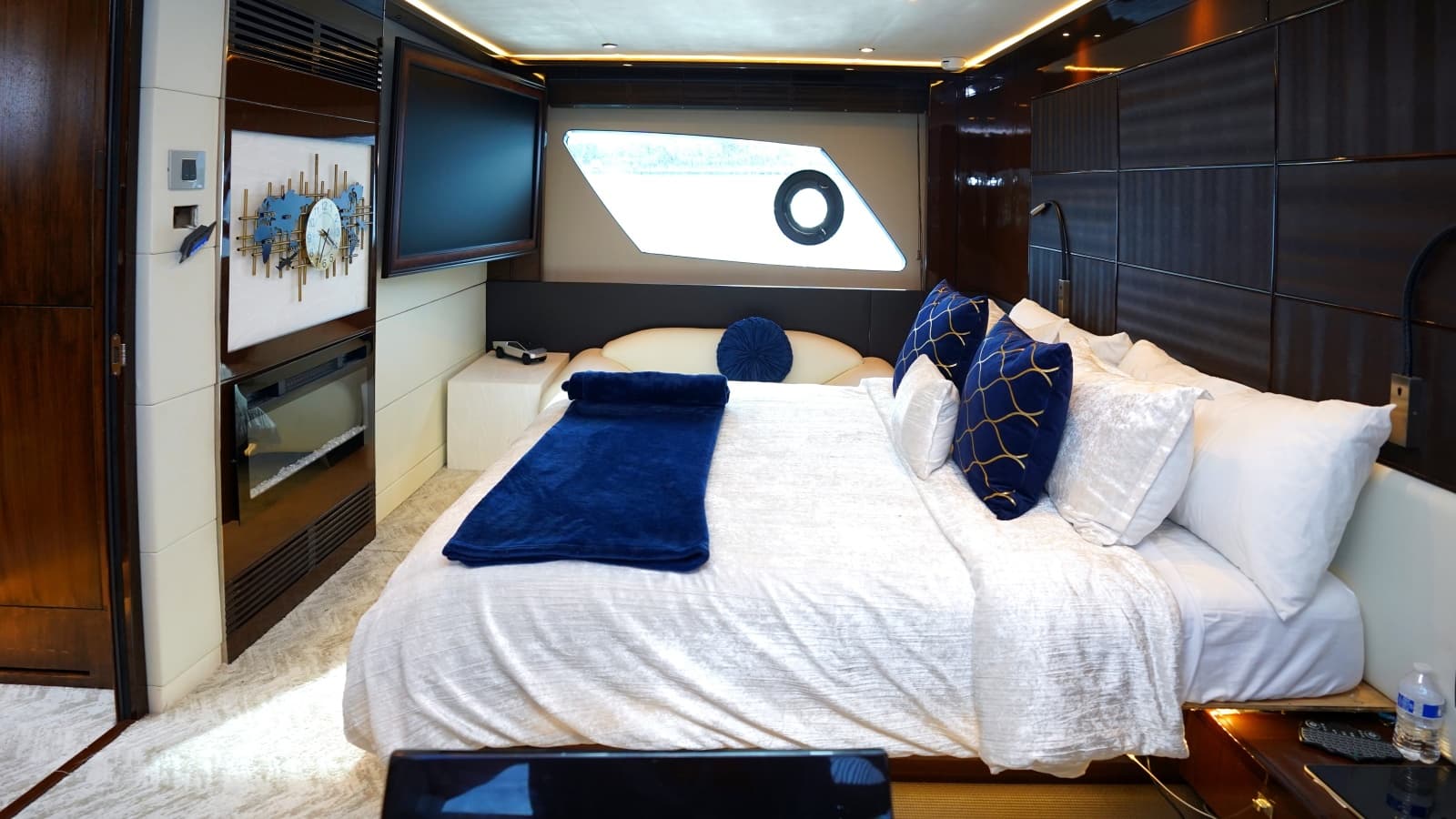 2013 Princess V72 - Photo 58