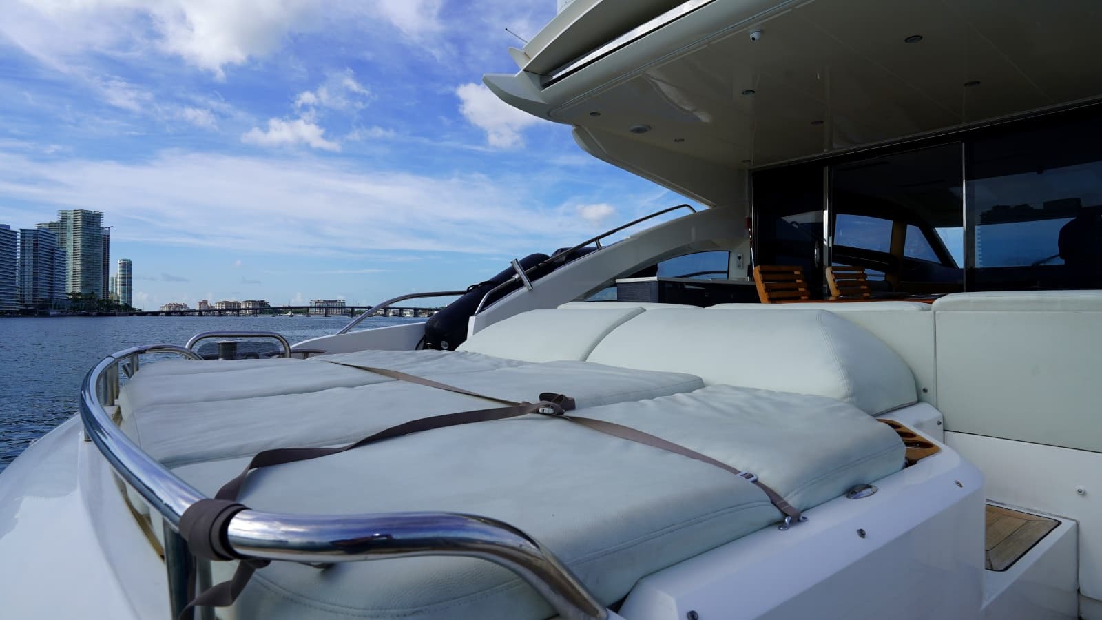 2013 Princess V72 - Photo 46