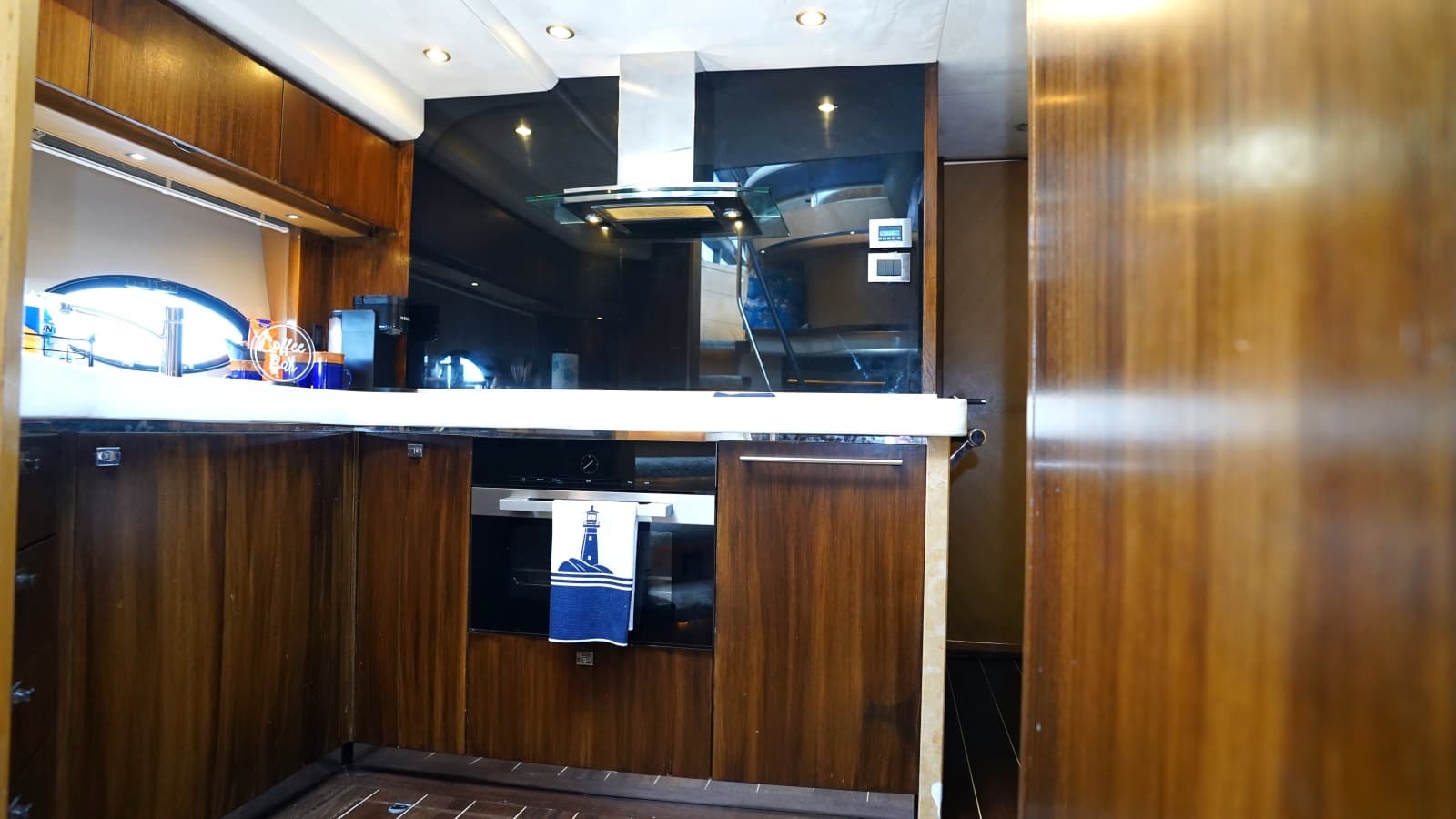 2013 Princess V72 - Photo 85