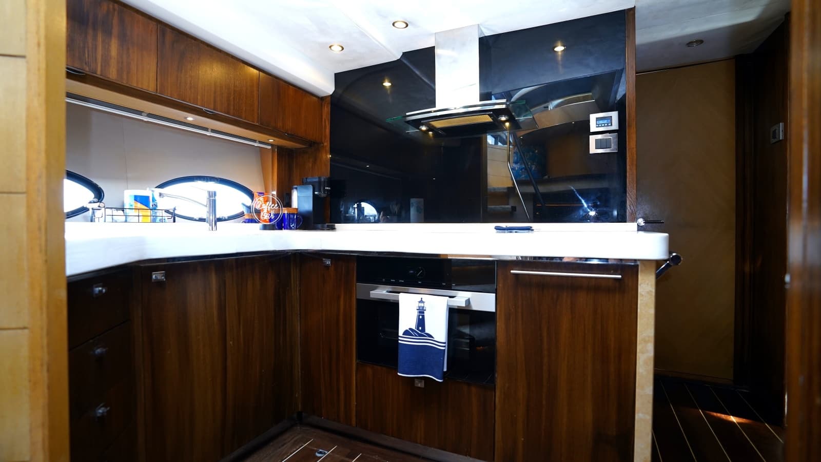2013 Princess V72 - Photo 83