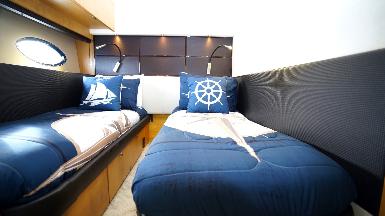 2013 Princess V72 - Photo 77