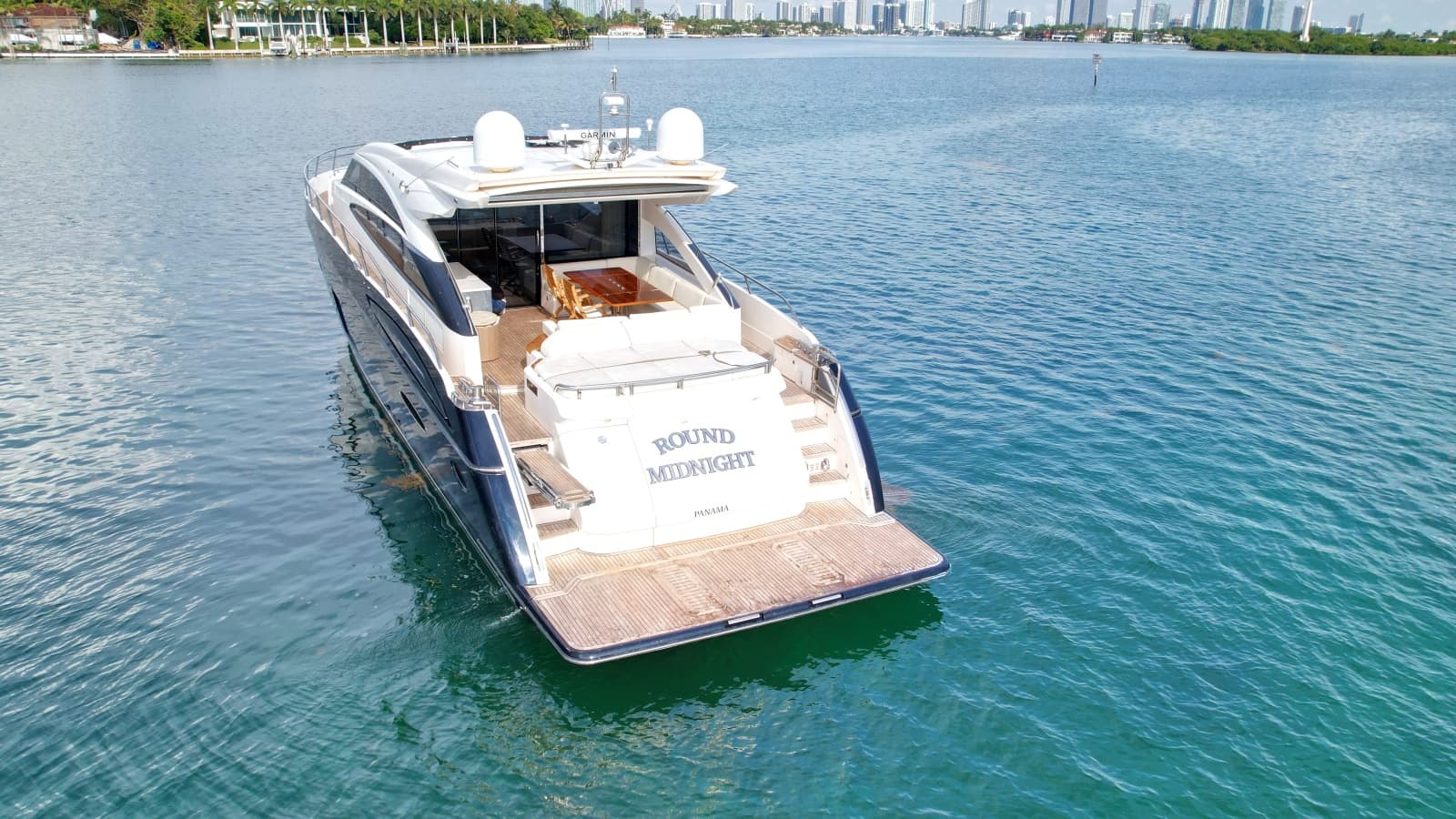2013 Princess V72 - Photo 18