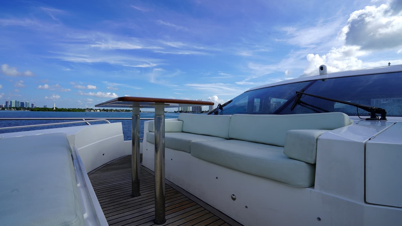2013 Princess V72 - Photo 41