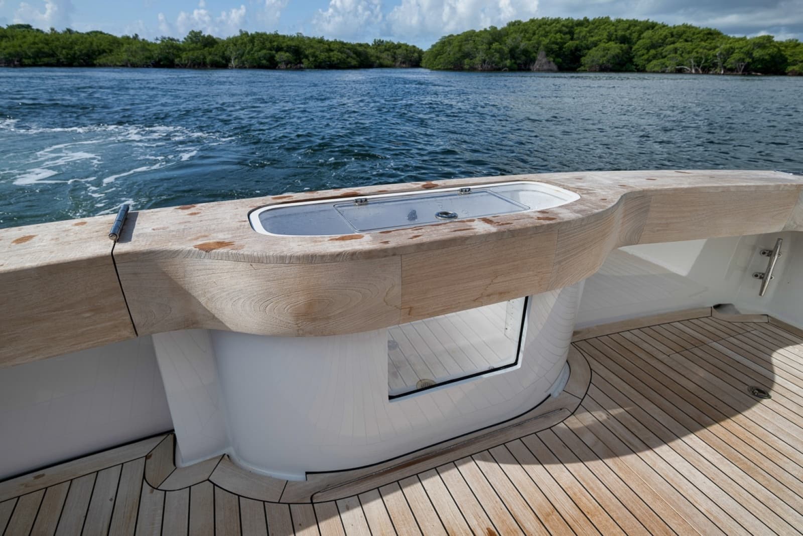 2023 Hatteras GT45X - Photo 23