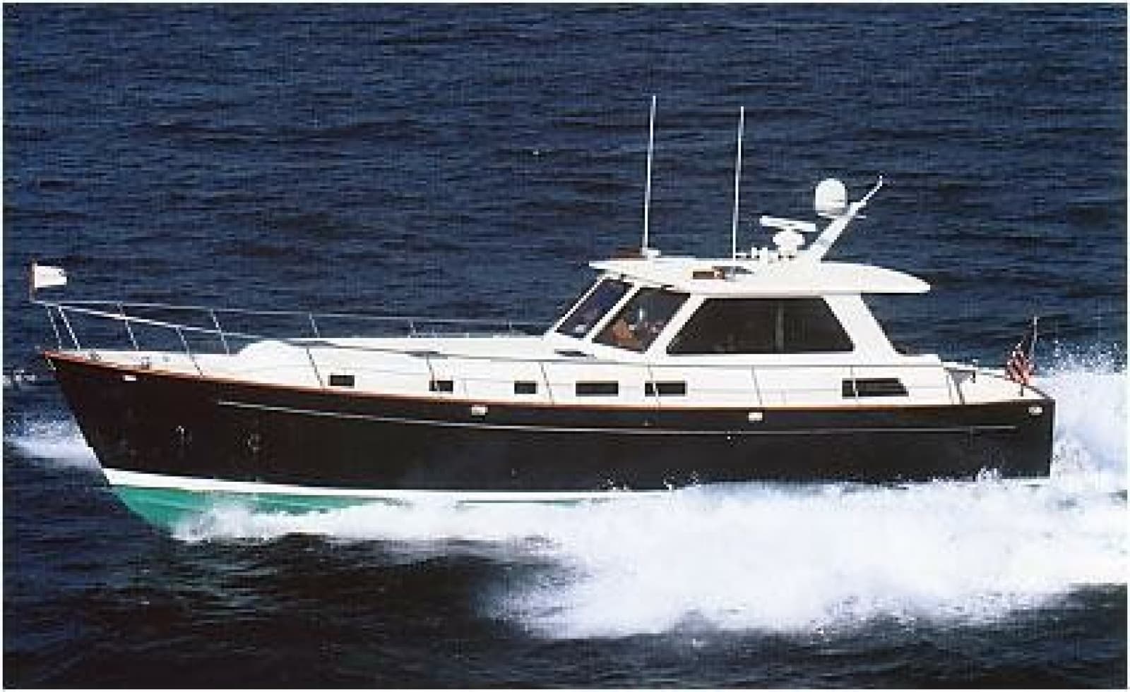2002 Legacy Yachts  - Photo 1