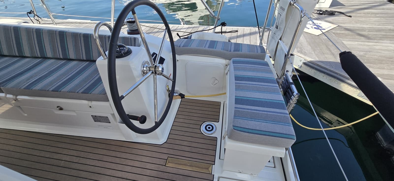 2023 Beneteau Oceanis 38.1 - Photo 22