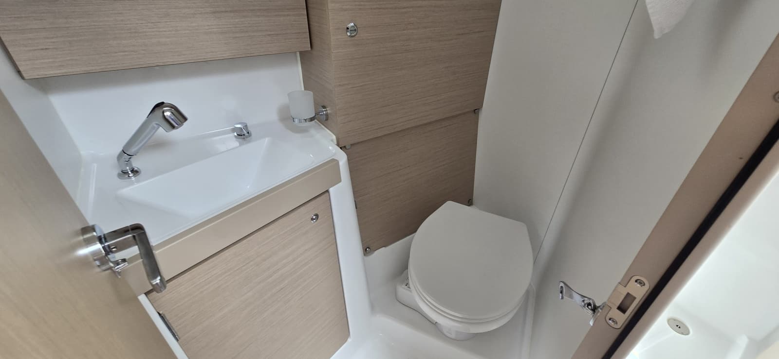 2023 Beneteau Oceanis 38.1 - Photo 49