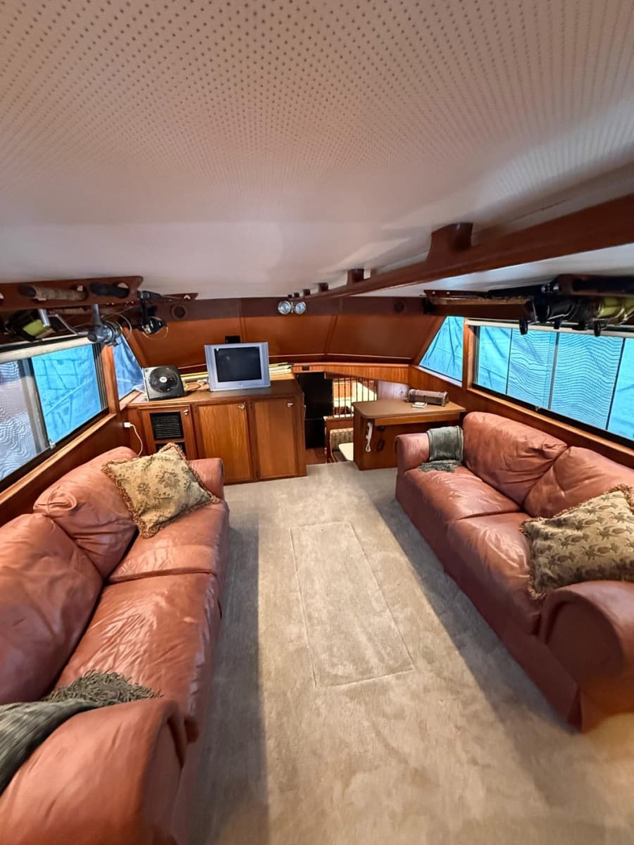 1978 Hatteras 53 Convertible - Photo 22