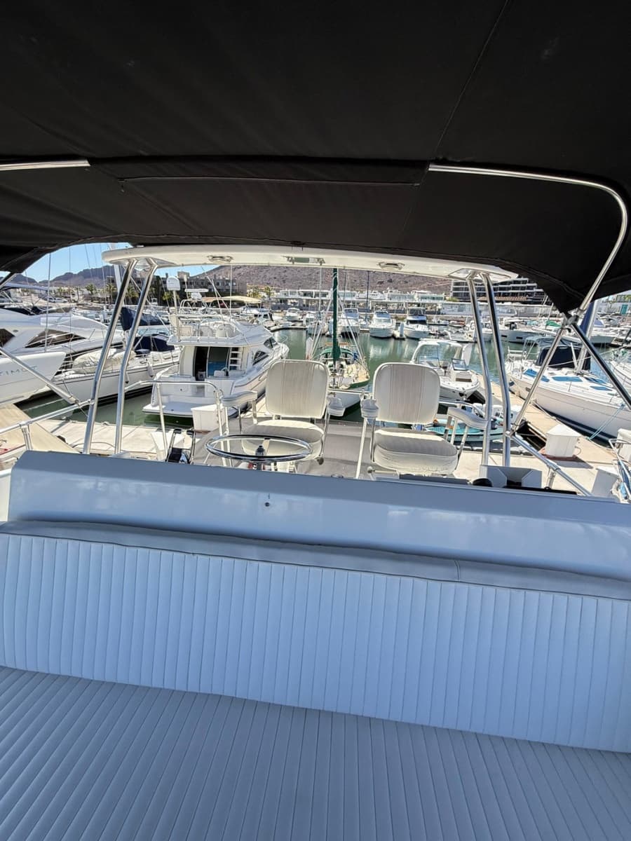 1978 Hatteras 53 Convertible - Photo 15