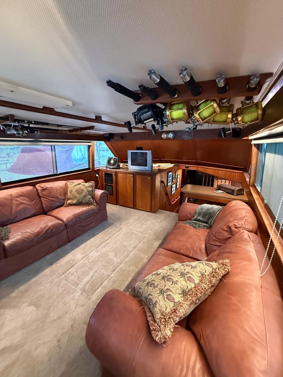 1978 Hatteras 53 Convertible - Photo 23