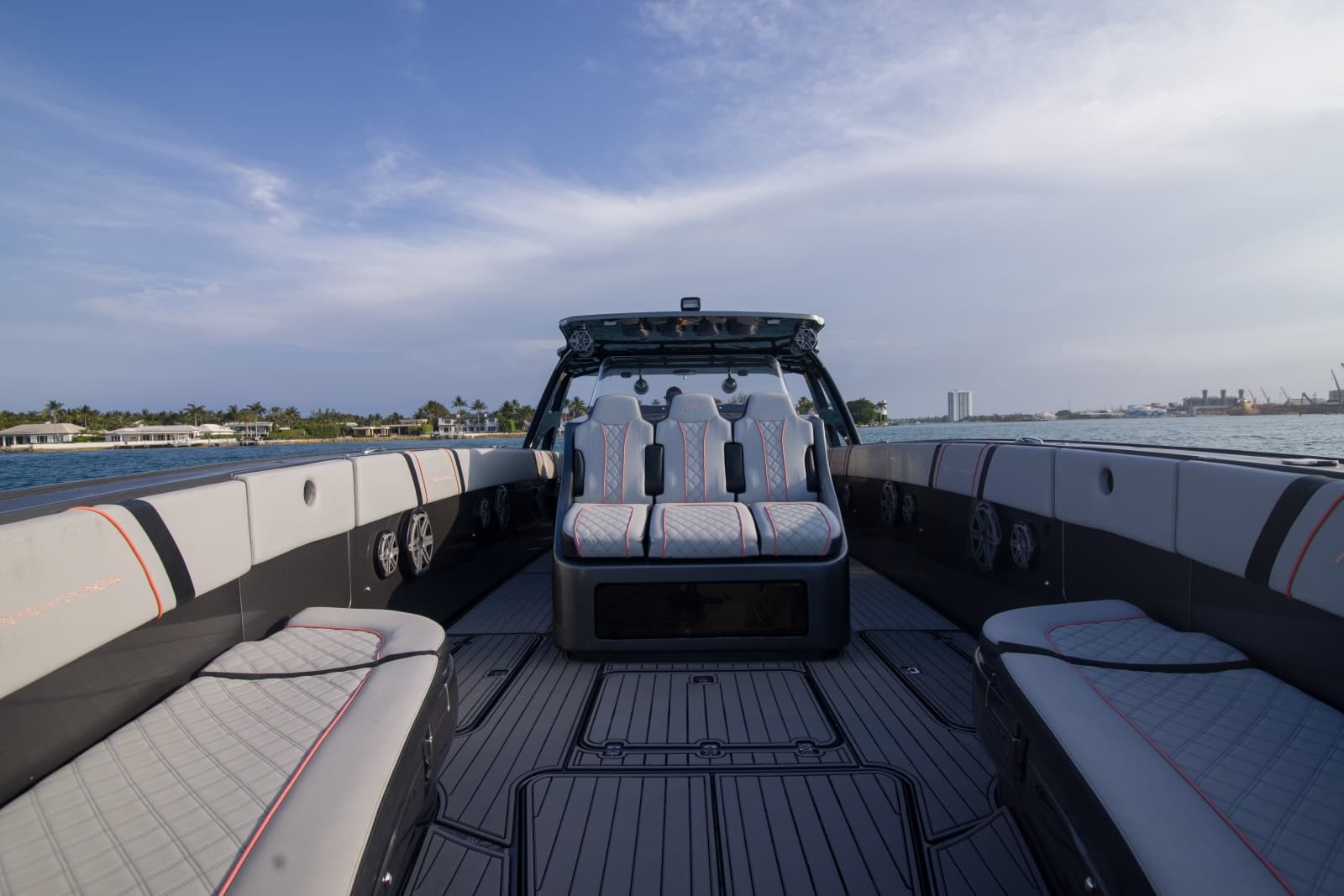2019 Midnight Express 43 Open - Photo 9