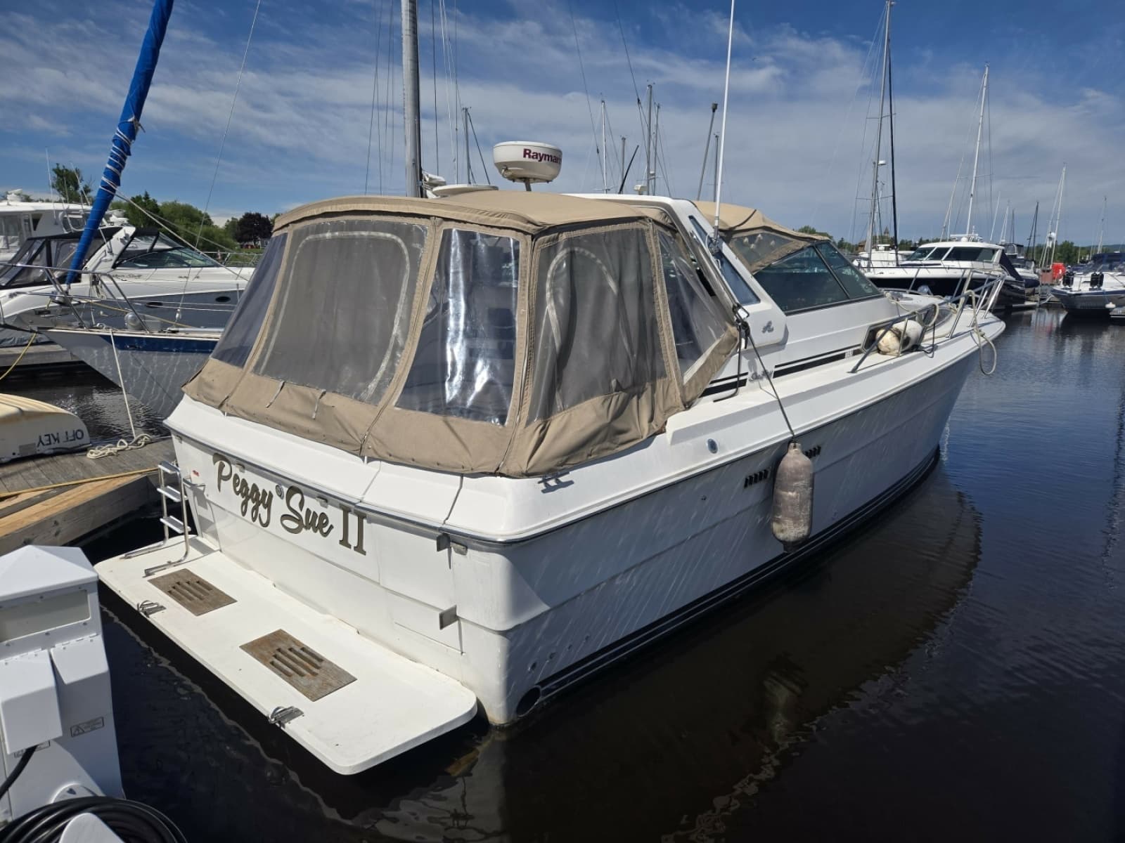 1991 Sea Ray 390 Express - Photo 1