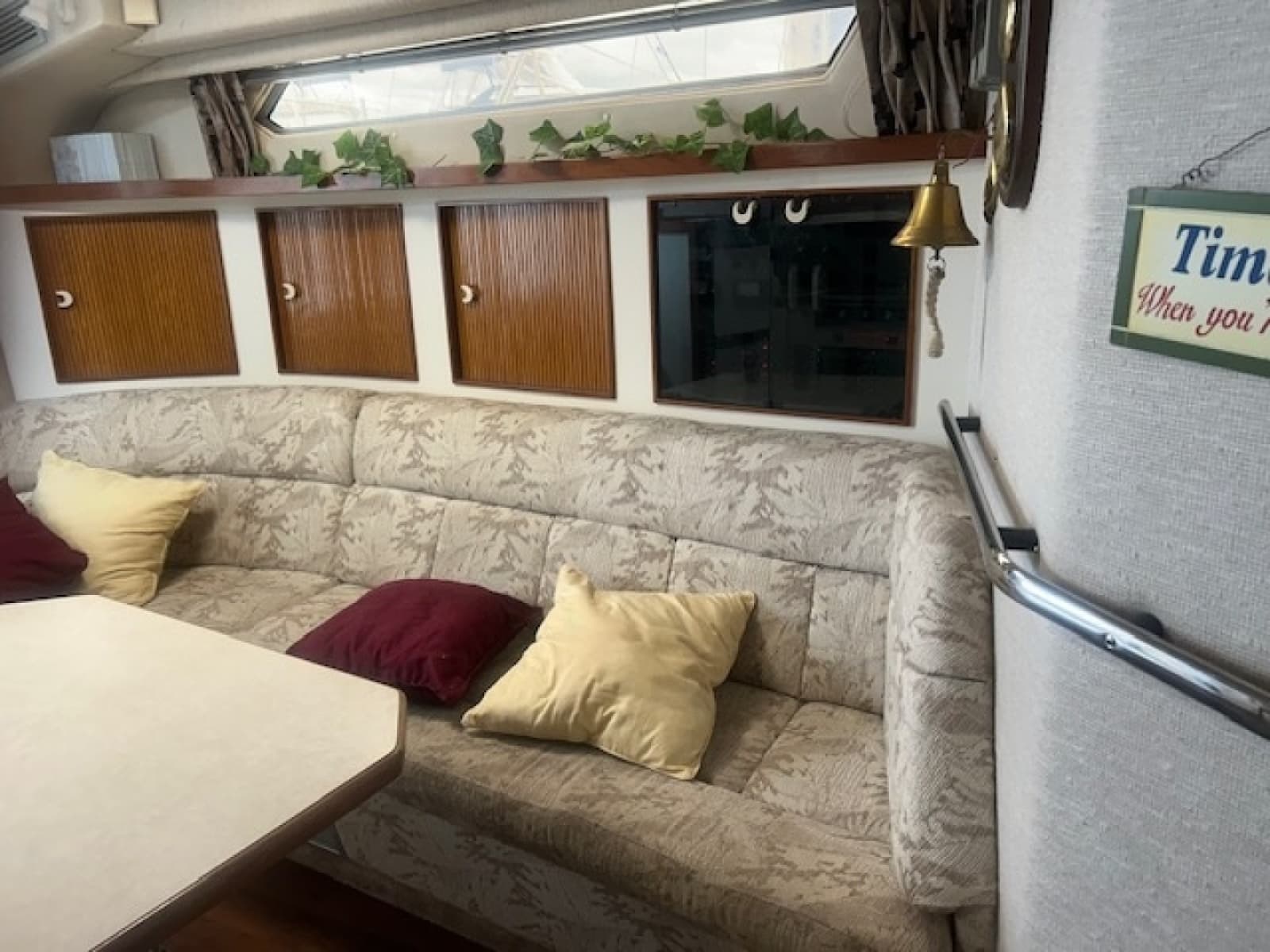 1991 Sea Ray 390 Express - Photo 30