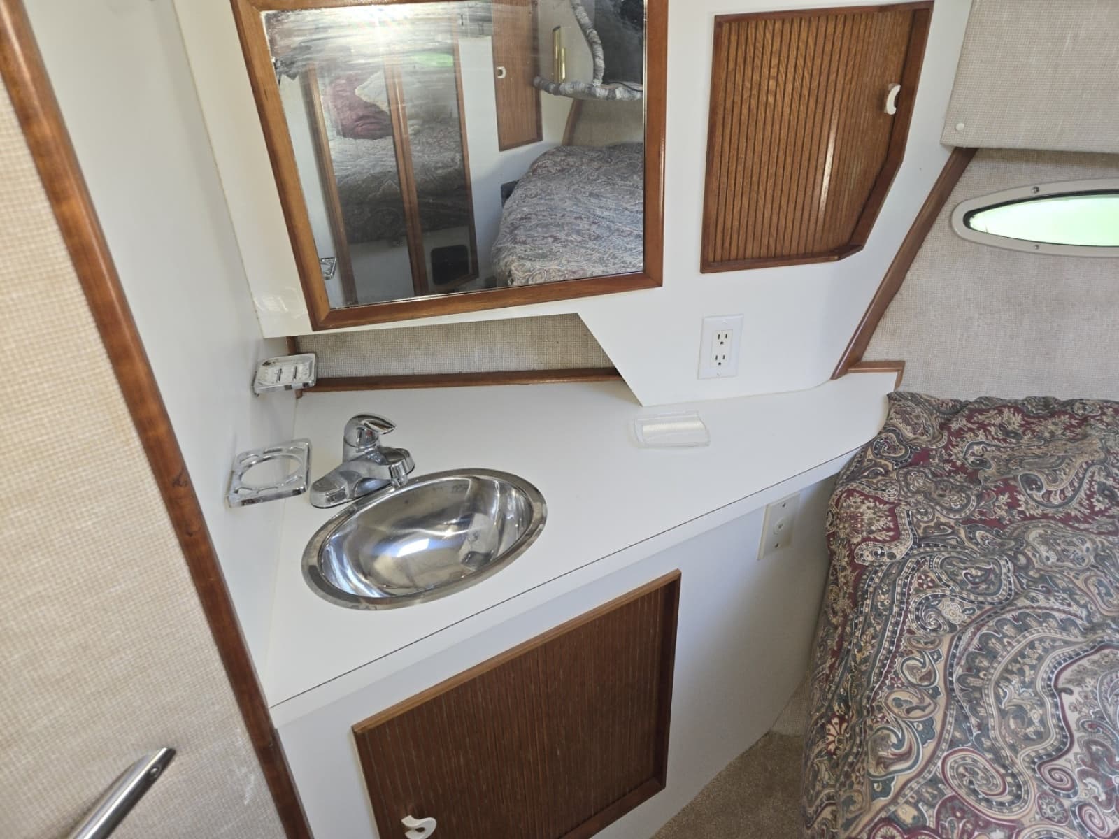 1991 Sea Ray 390 Express - Photo 14