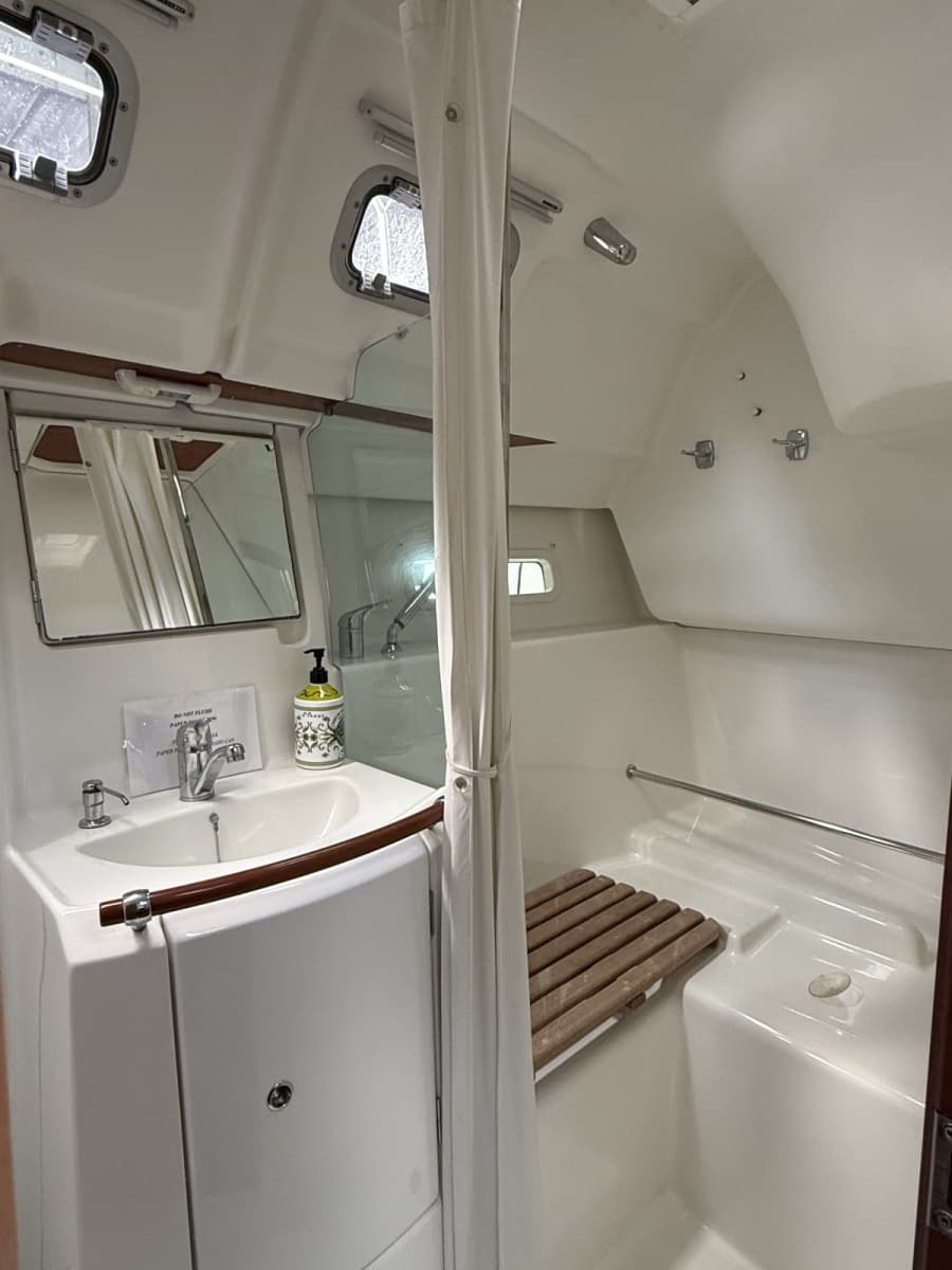 2007 Beneteau 373 - Photo 43