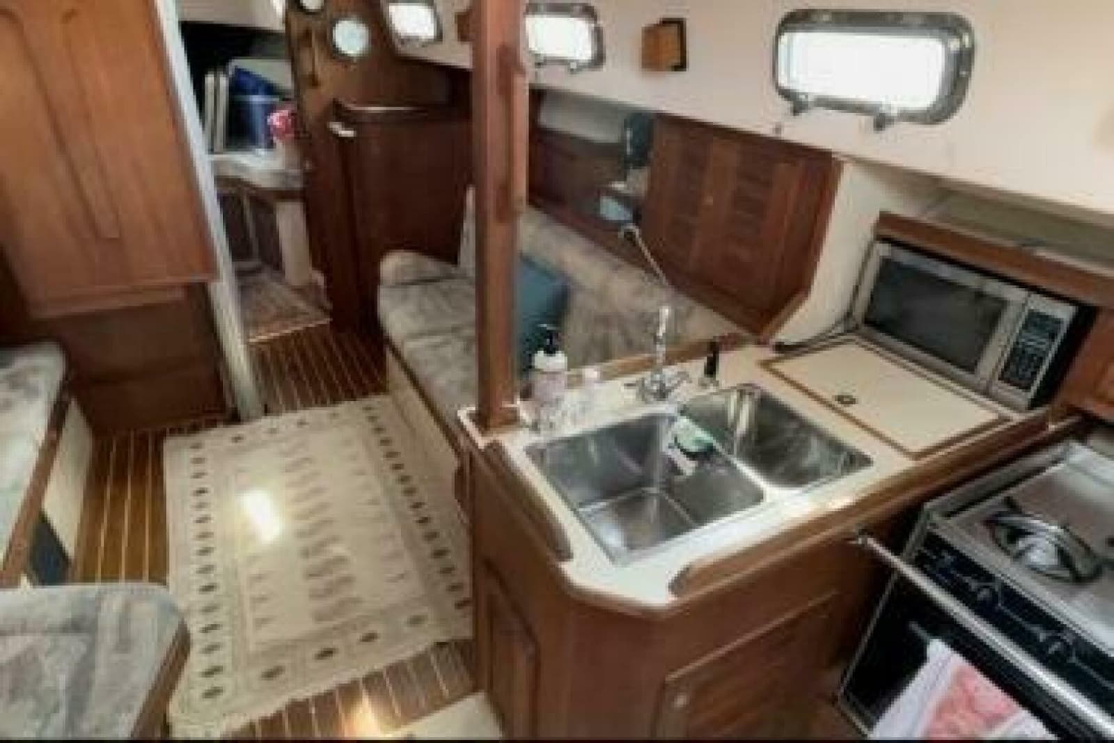 1997 Island Packet 37 - Photo 5