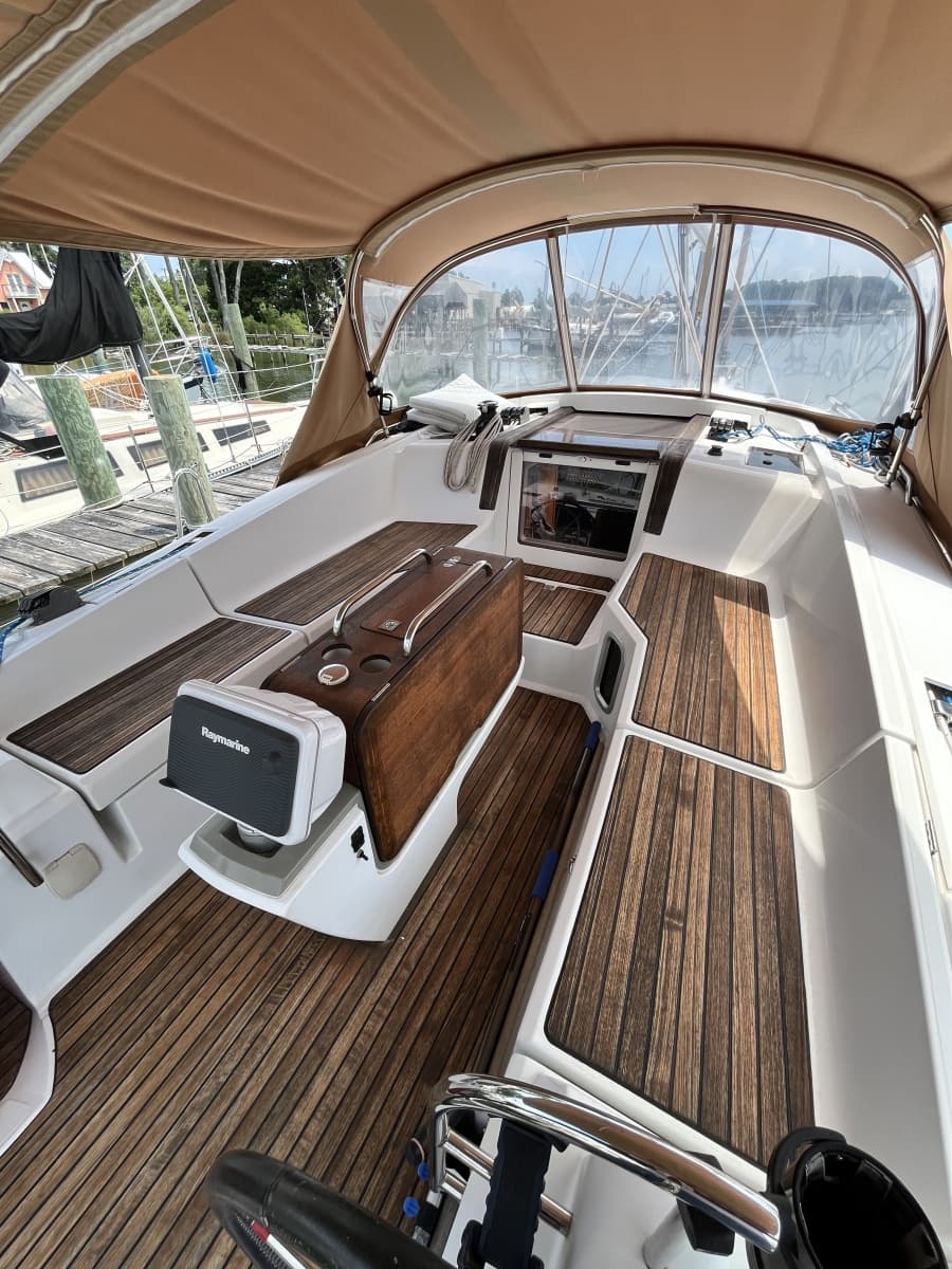 2015 Jeanneau 41 DS - Photo 10