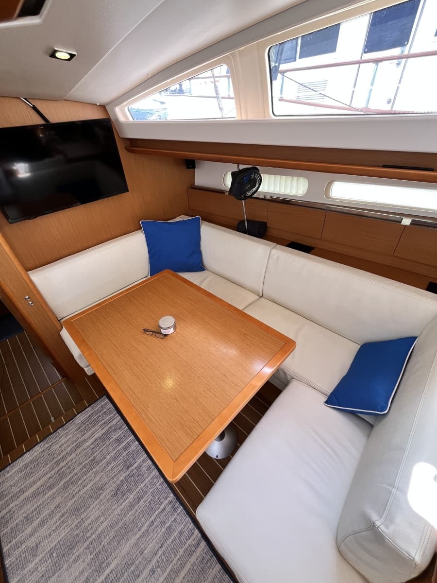 2015 Jeanneau 41 DS - Photo 5