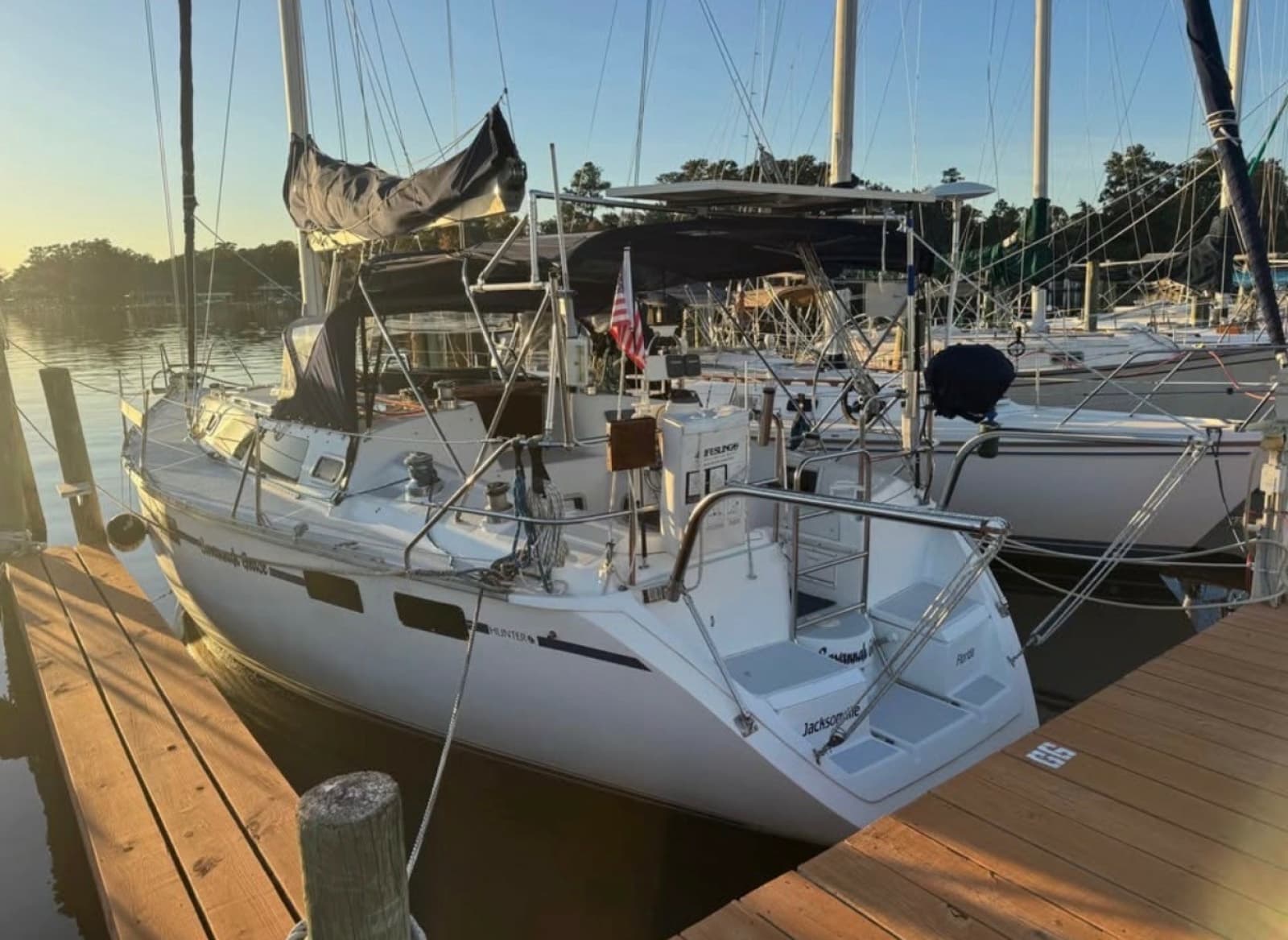 1990 Hunter  - Photo 1