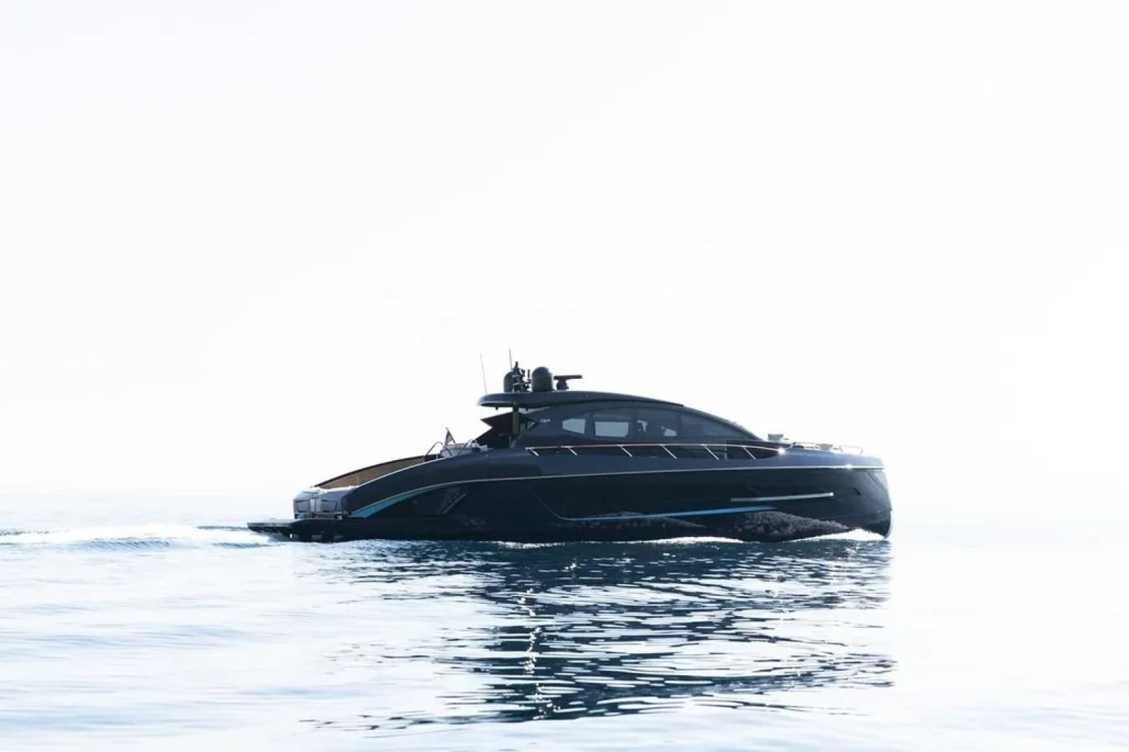 2023 Lazzara Yachts  - Photo 33