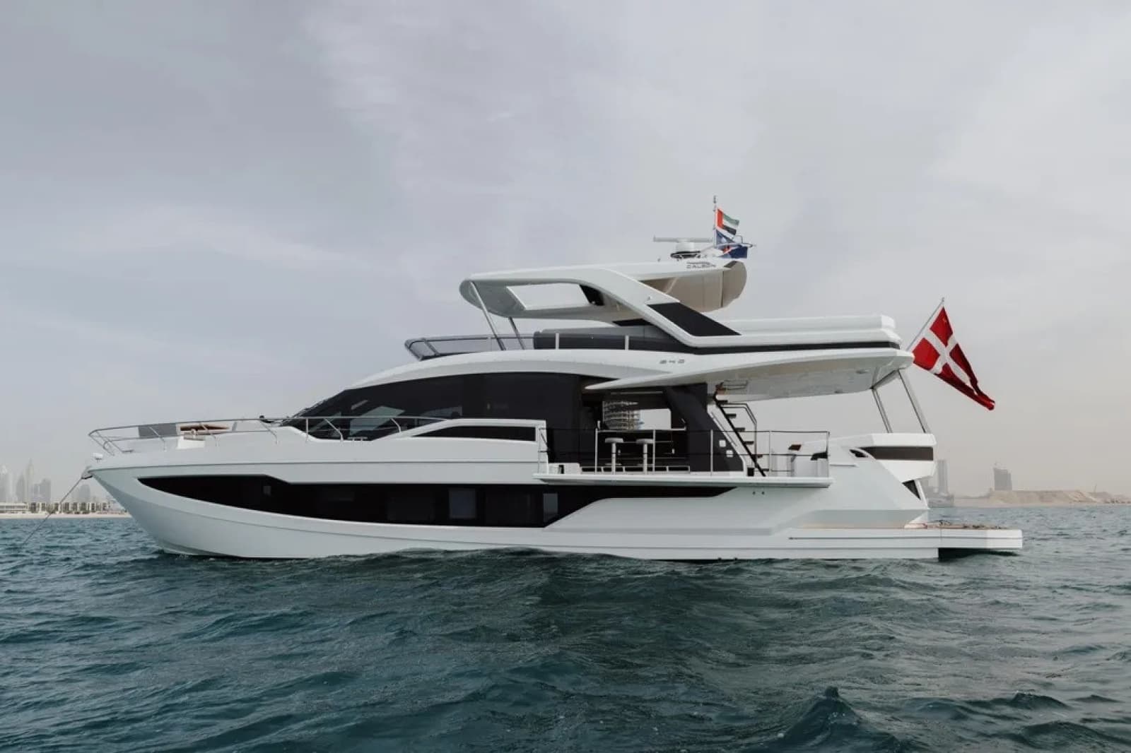 2023 Galeon  - Photo 2