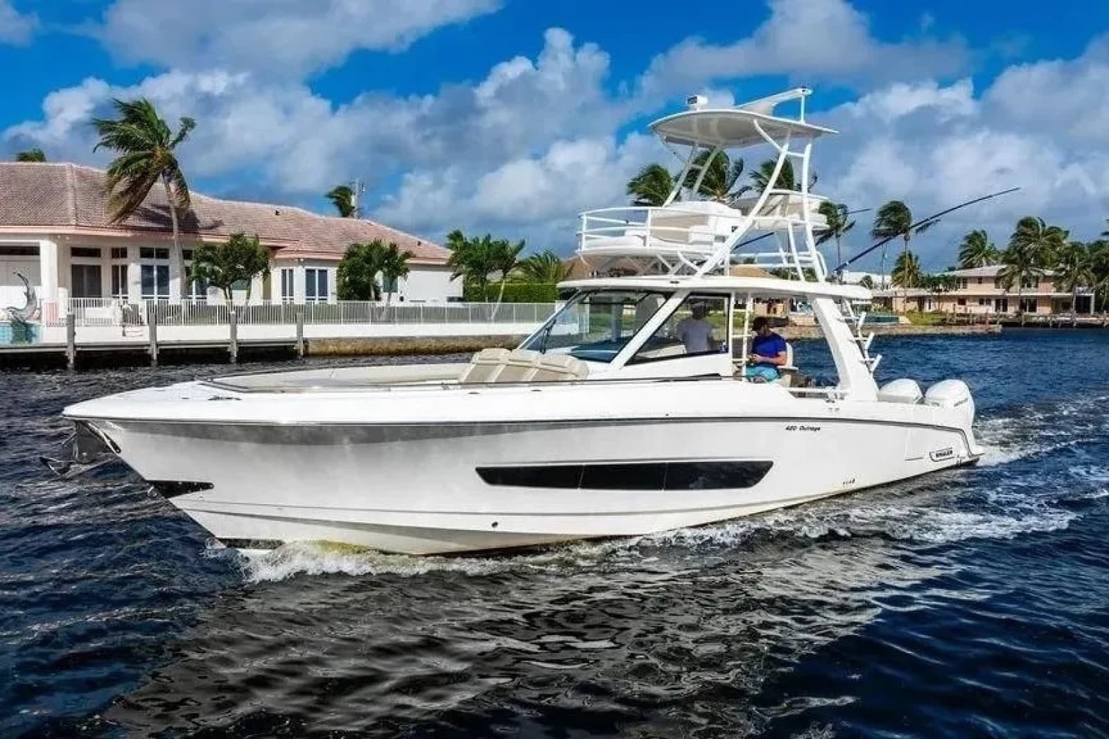 2022 Boston Whaler  - Photo 6