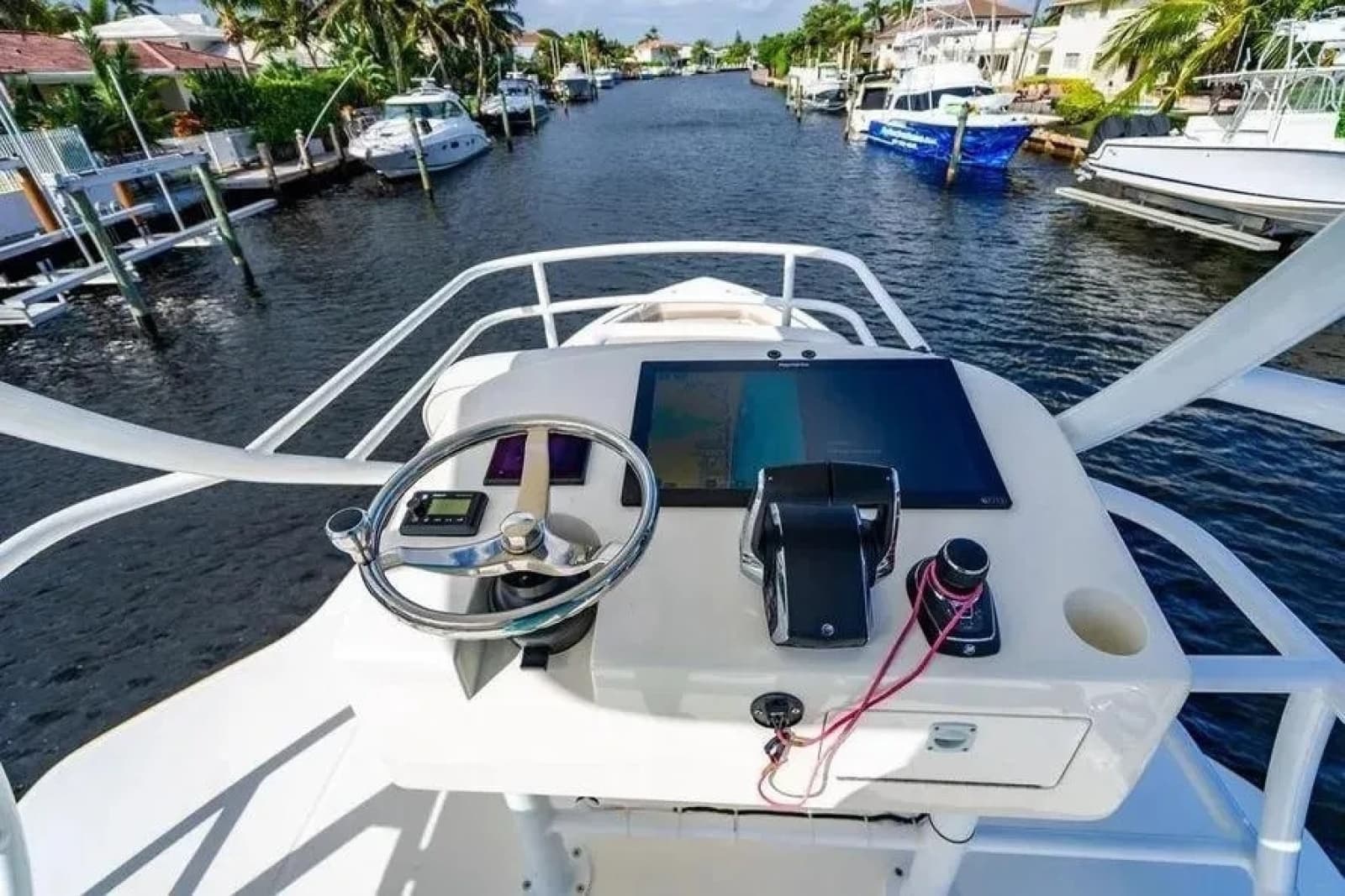 2022 Boston Whaler  - Photo 41