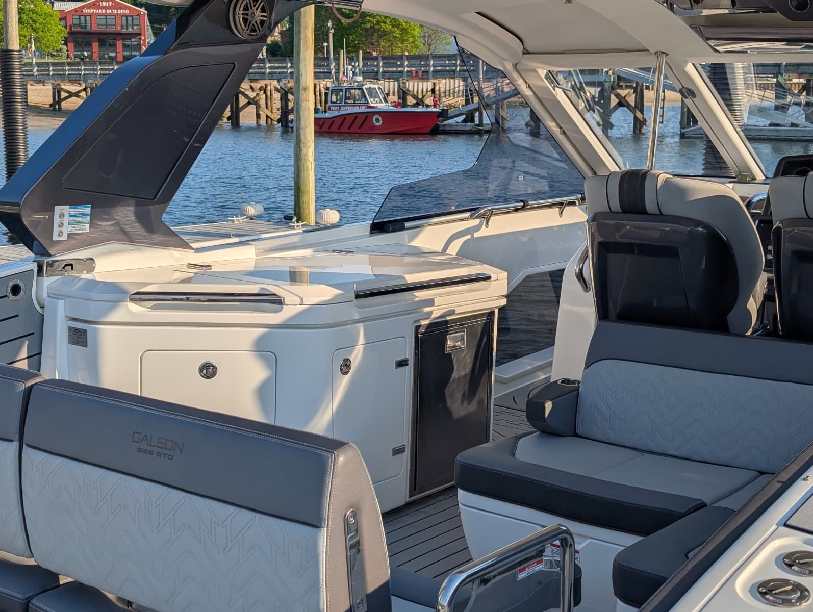 2022 Galeon  - Photo 2