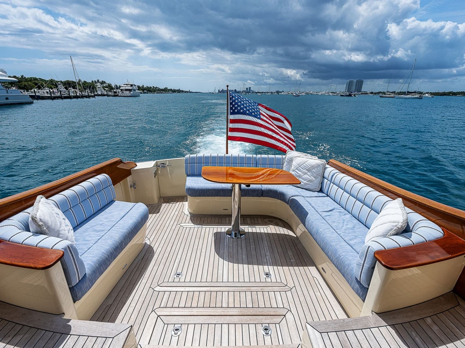 2018 Hinckley Talaria 55 MKII - Photo 5