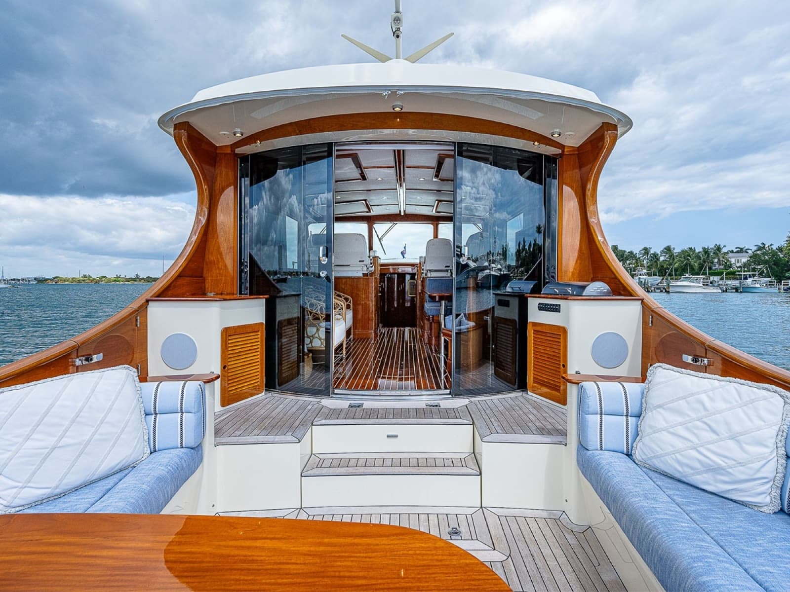 2018 Hinckley Talaria 55 MKII - Photo 6