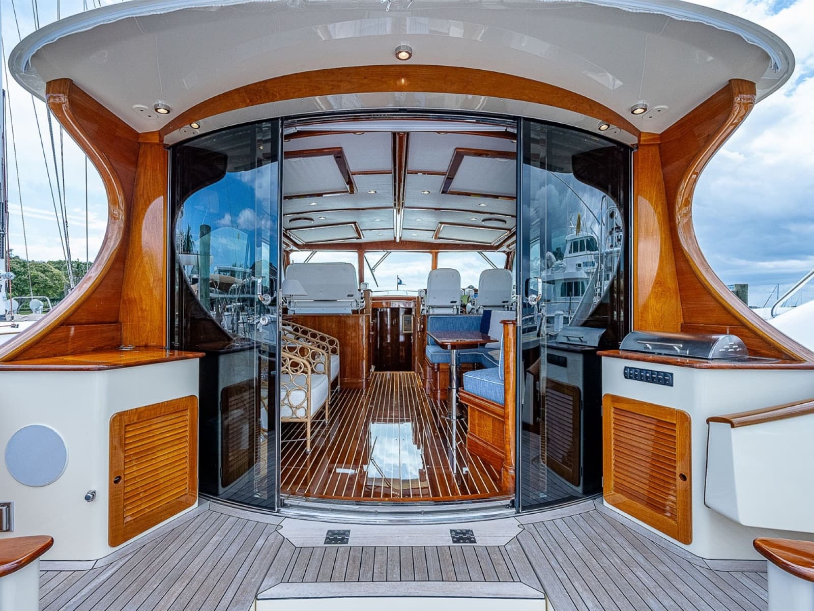 2018 Hinckley Talaria 55 MKII - Photo 7