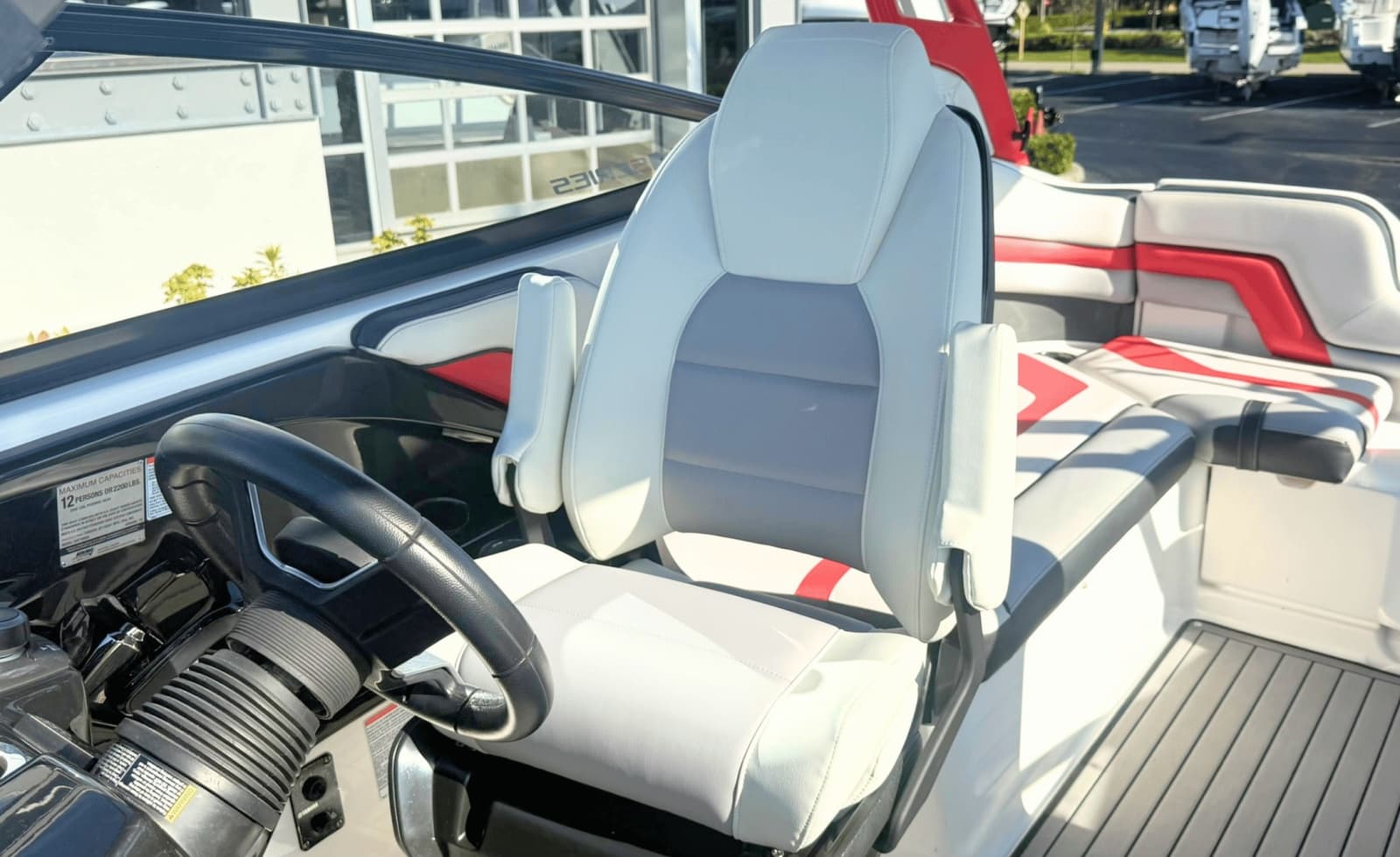 2018 Yamaha Boats 242X - Photo 27