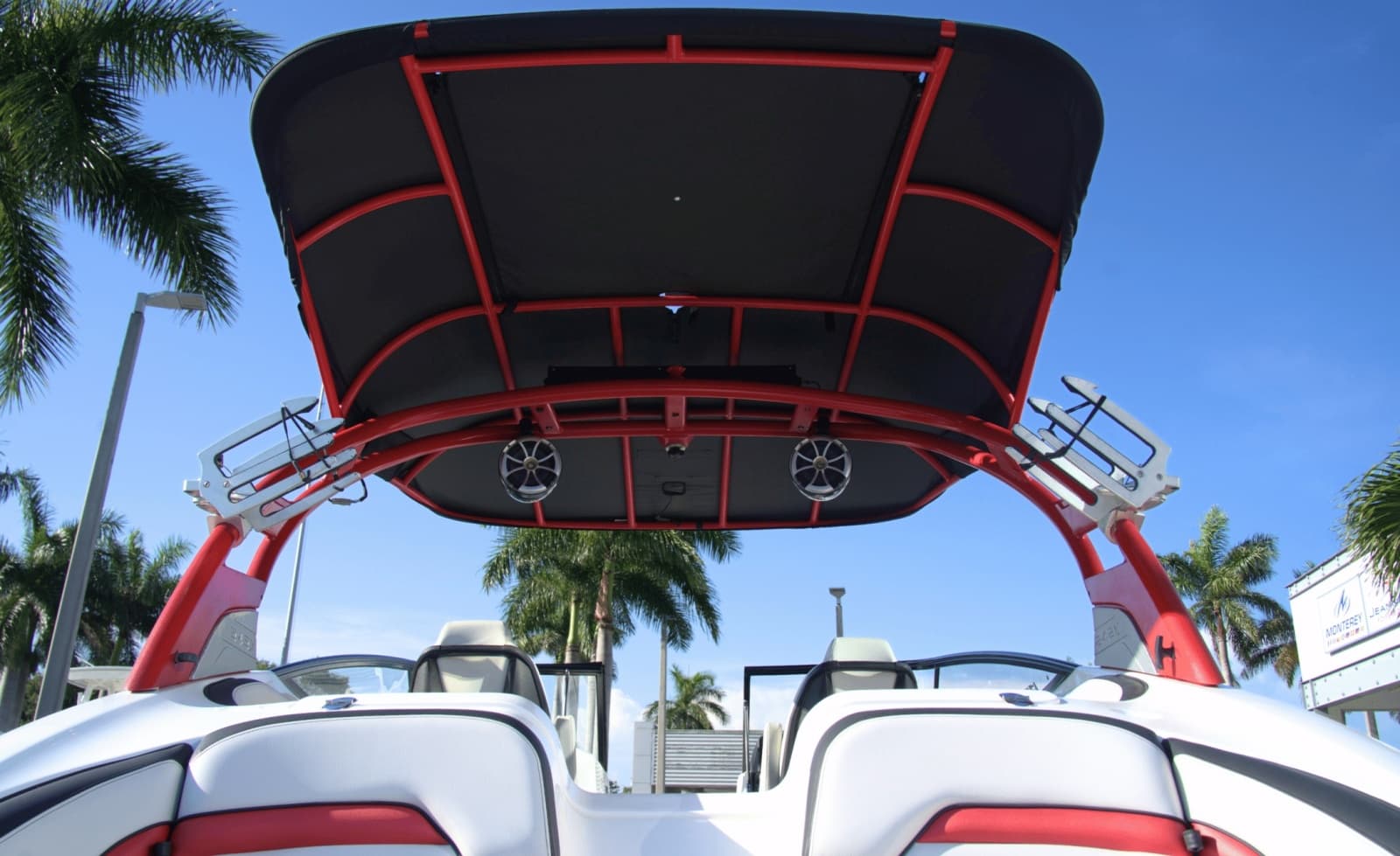 2018 Yamaha Boats 242X - Photo 11