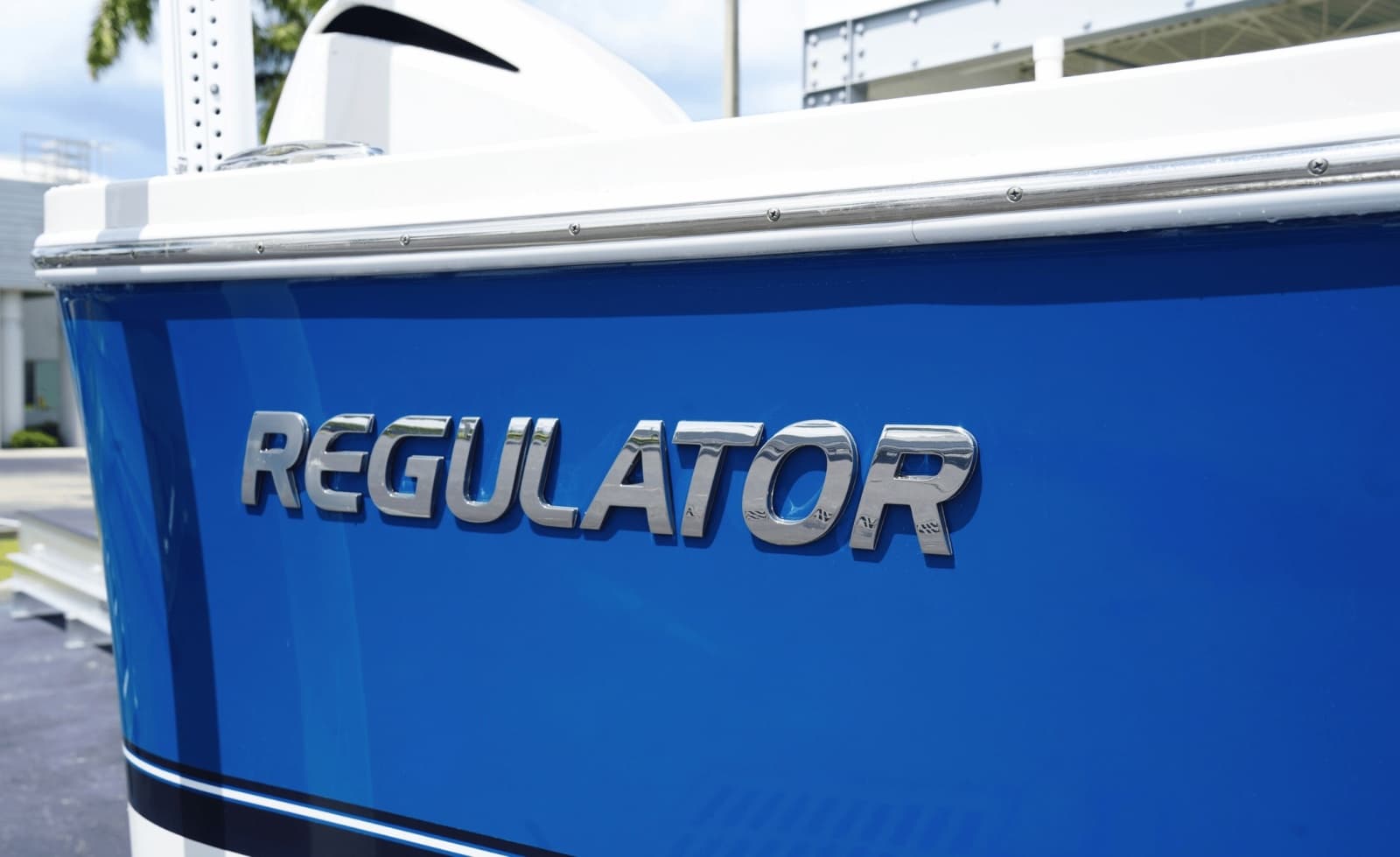 2021 Regulator 26XO - Photo 8