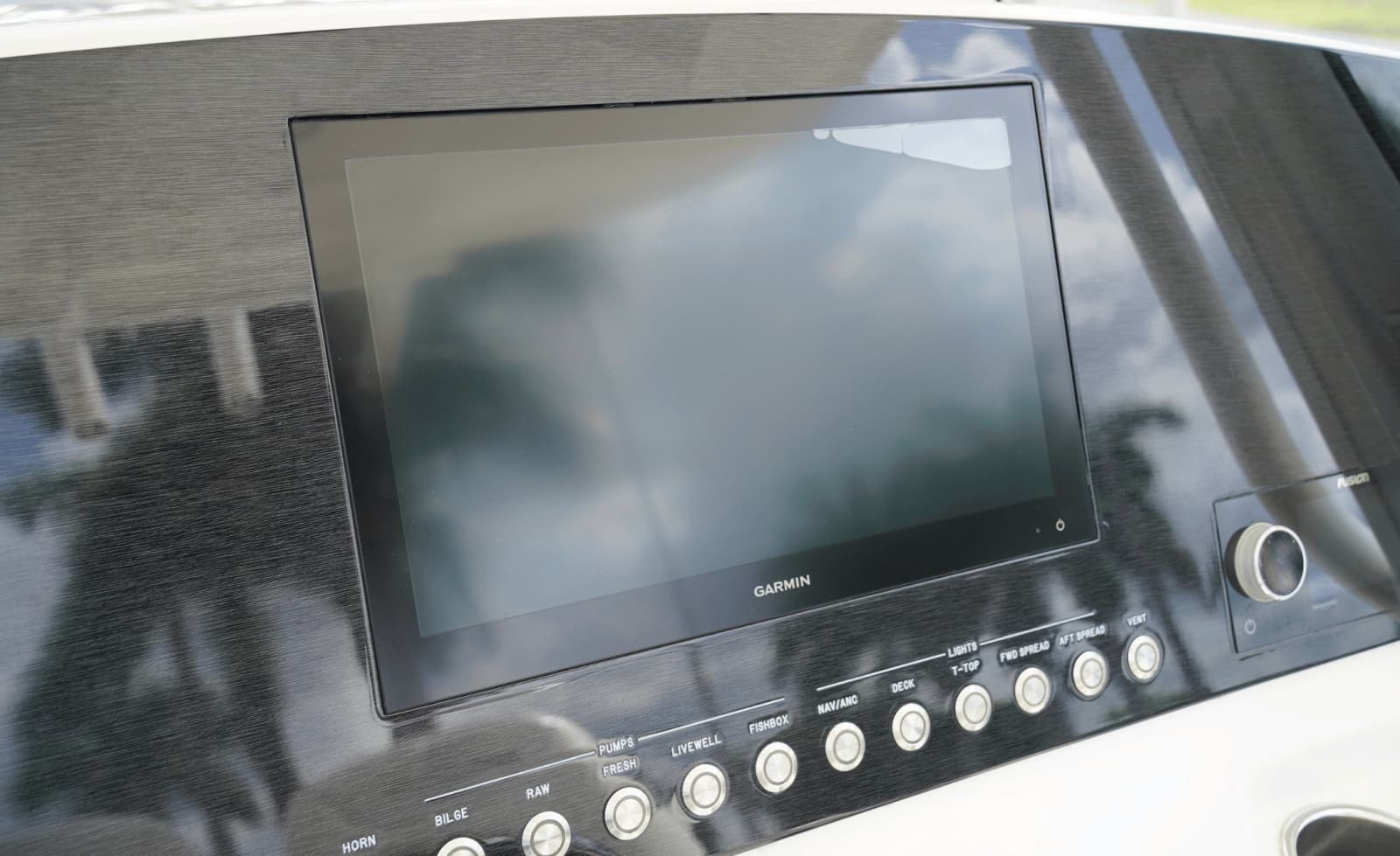 2021 Regulator 26XO - Photo 16