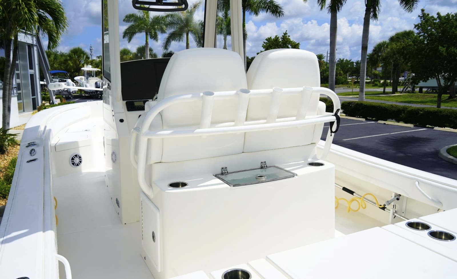 2021 Regulator 26XO - Photo 9