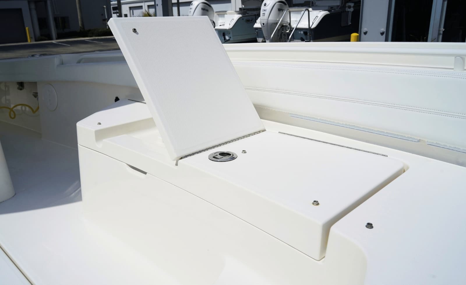 2021 Regulator 26XO - Photo 37