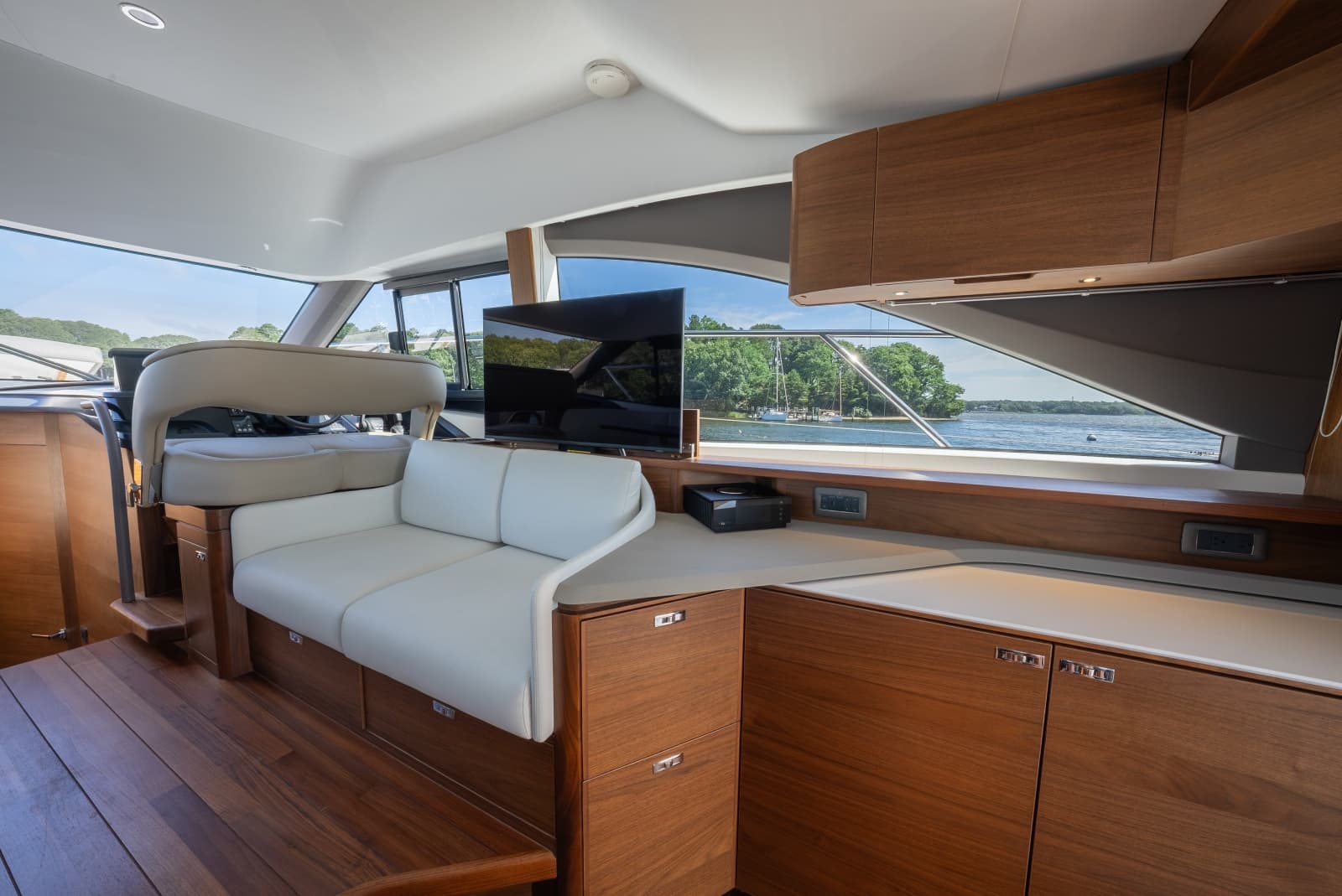 2025 Princess F45 - Photo 27