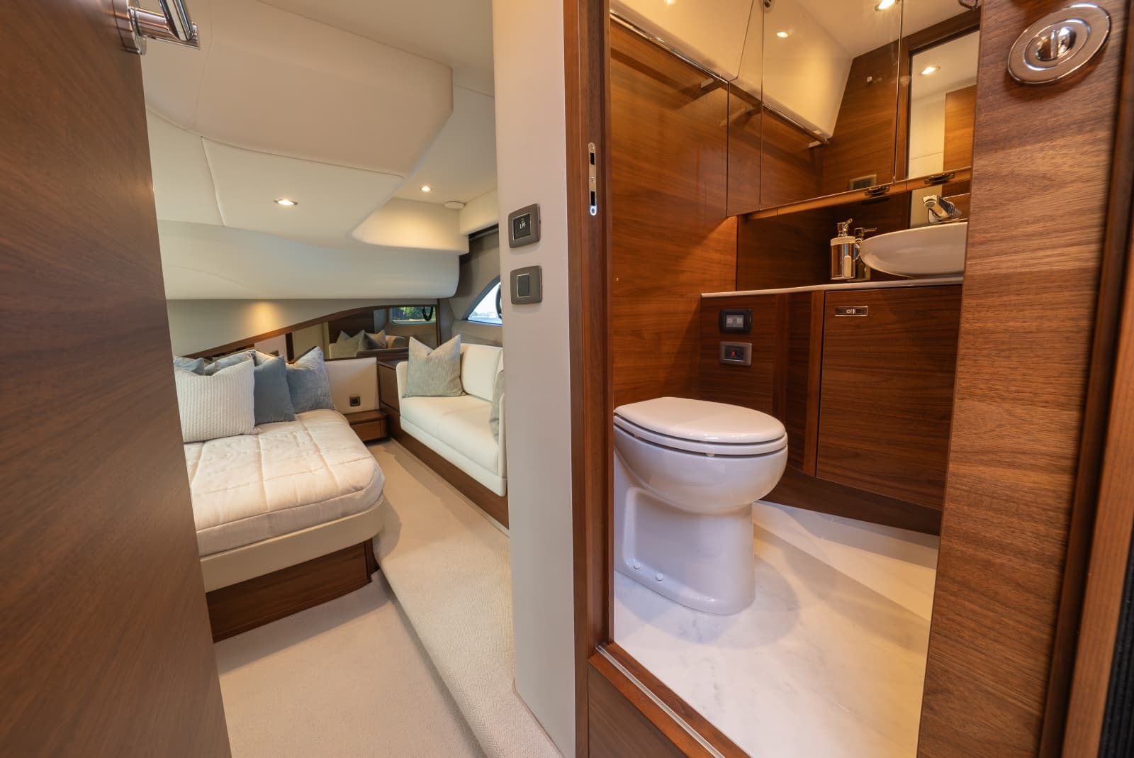 2025 Princess F45 - Photo 43