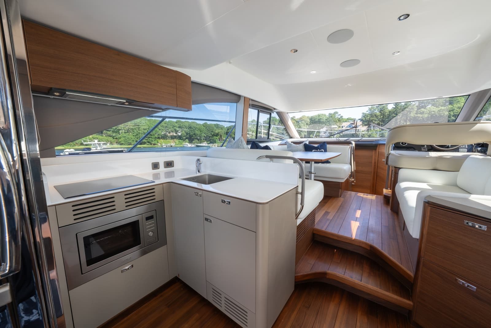 2025 Princess F45 - Photo 22