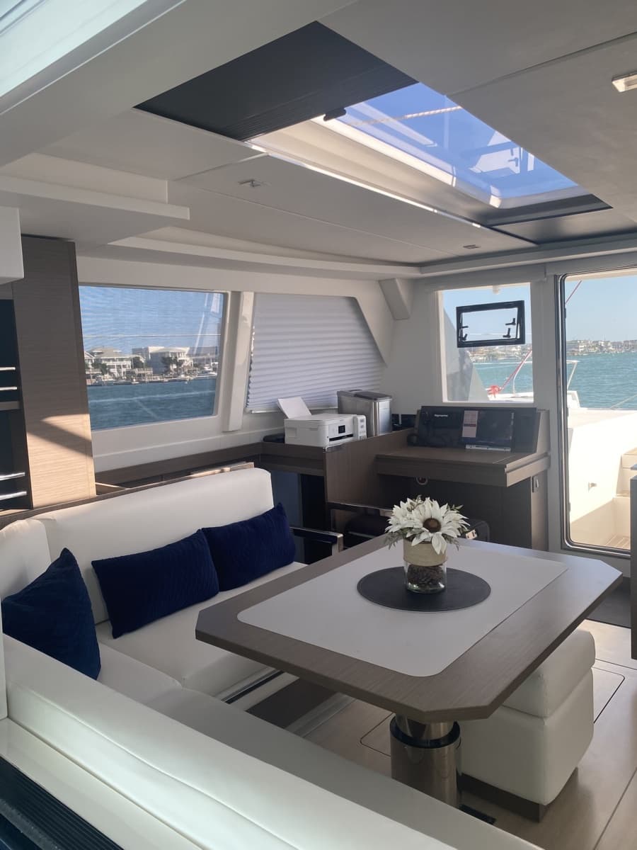 2023 Leopard 42 - Photo 11