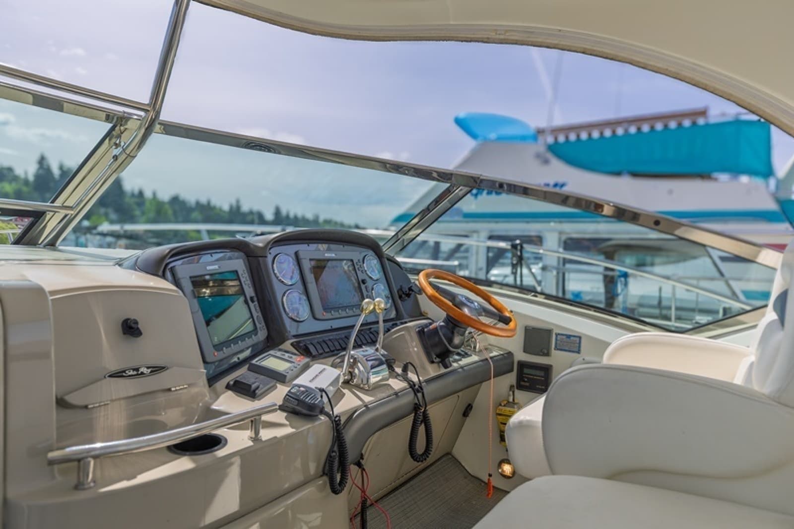 2005 Sea Ray Sundancer - Photo 25